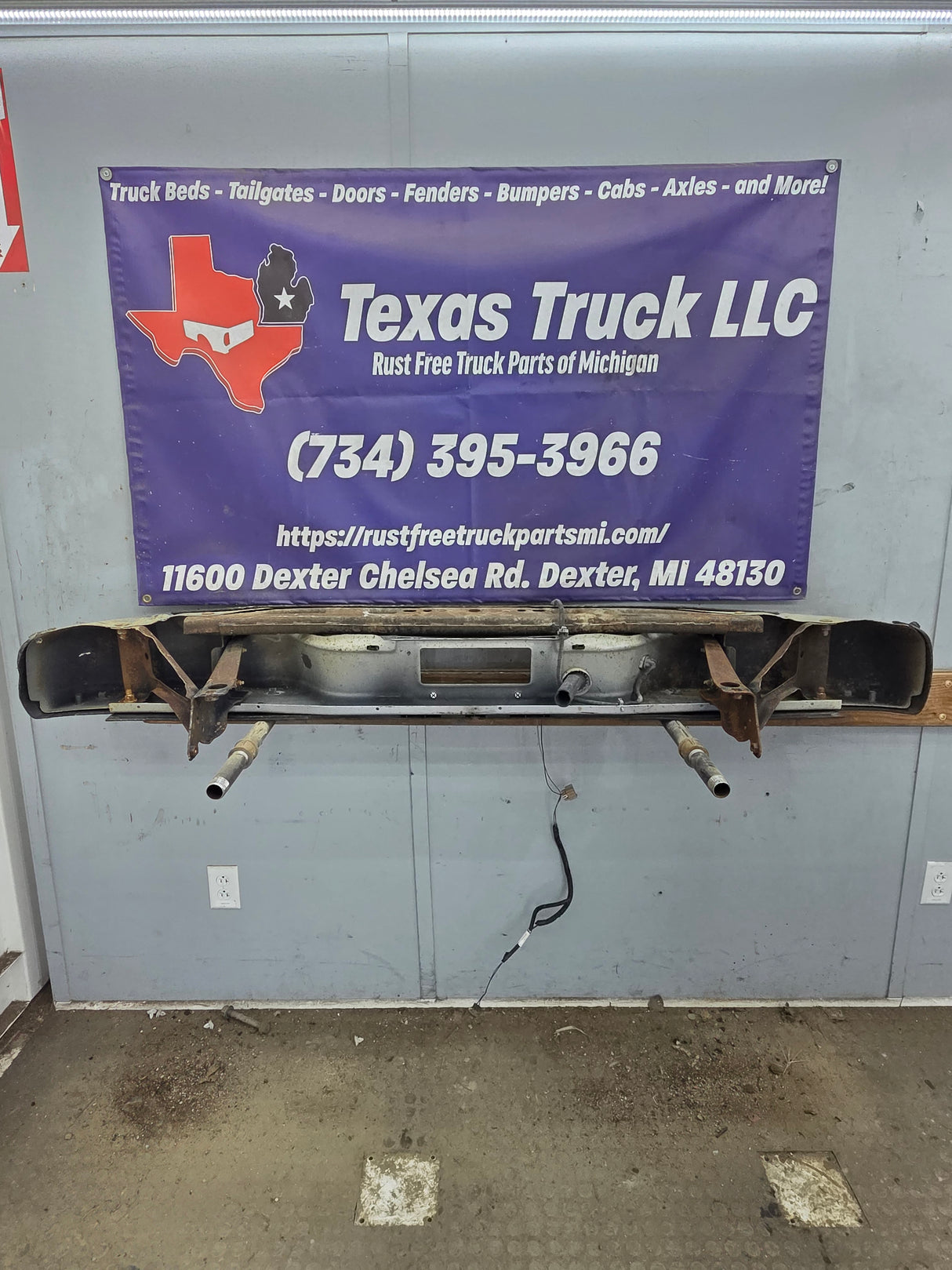 1999-2007 Chevrolet Silverado / GMC Sierra 1500 Rear Bumper