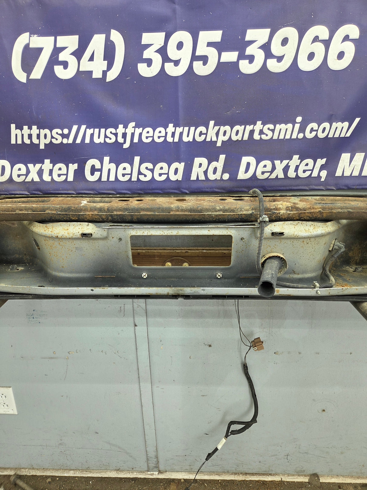 1999-2007 Chevrolet Silverado / GMC Sierra 1500 Rear Bumper