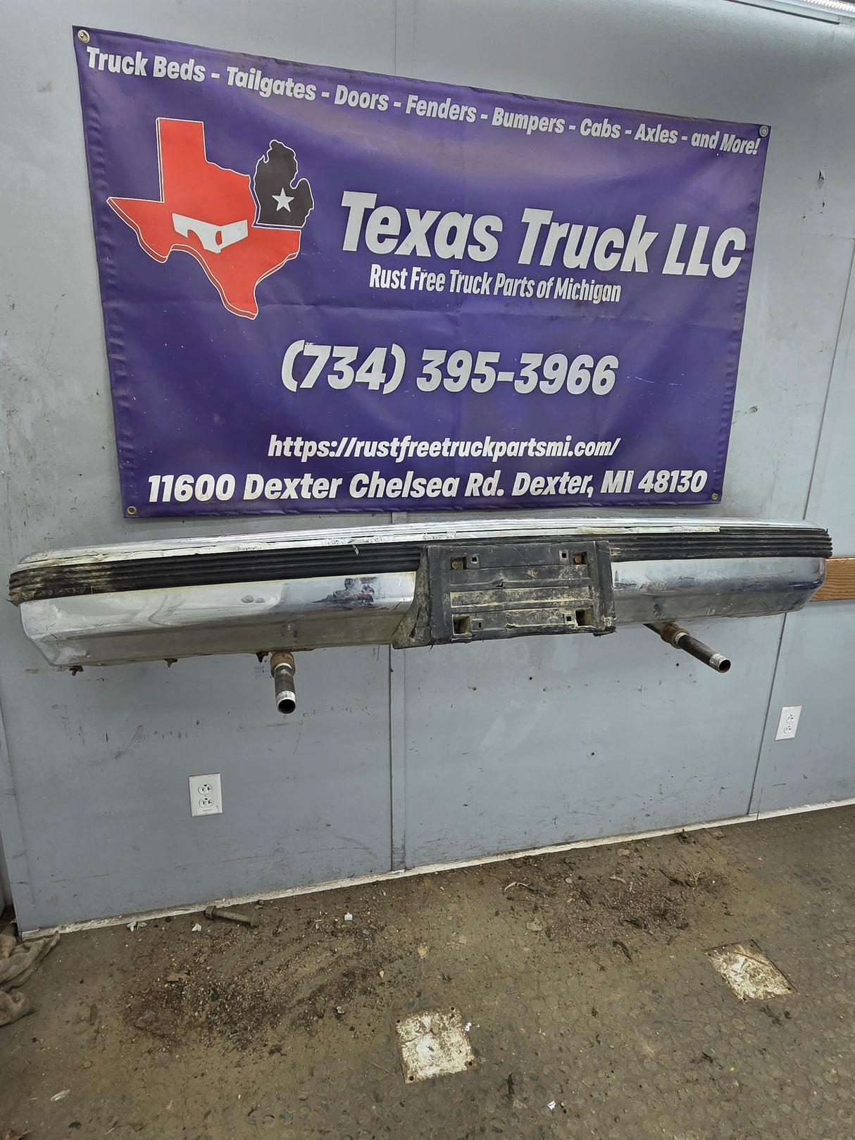 1988-1998 Chevrolet / GMC 1500 2500 3500 Front Bumper