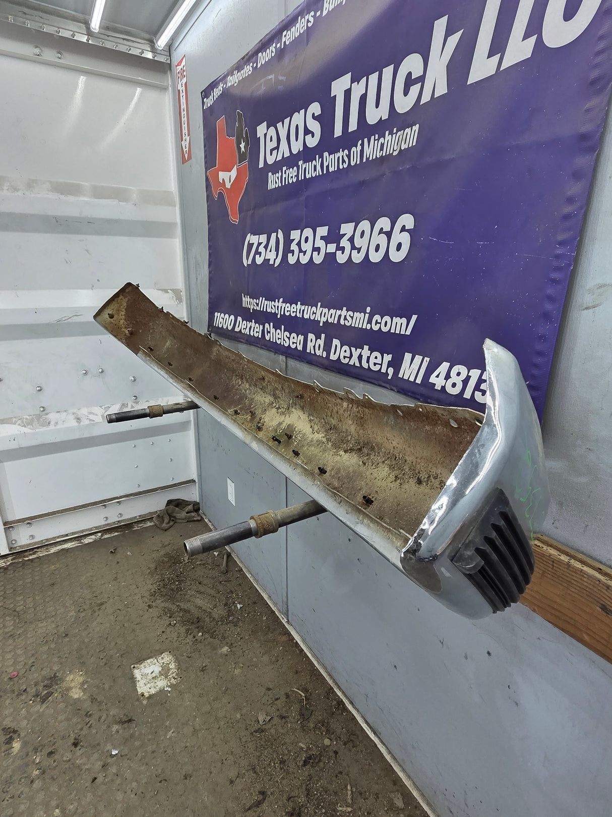 1988-1998 Chevrolet / GMC 1500 2500 3500 Front Bumper