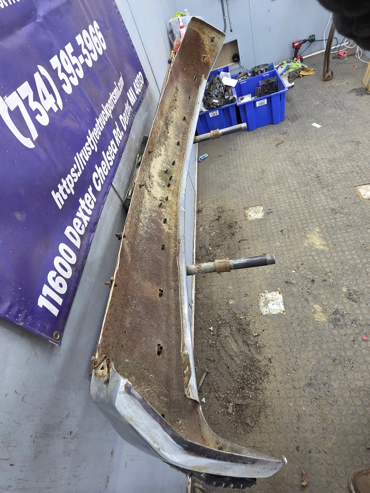 1988-1998 Chevrolet / GMC 1500 2500 3500 Front Bumper