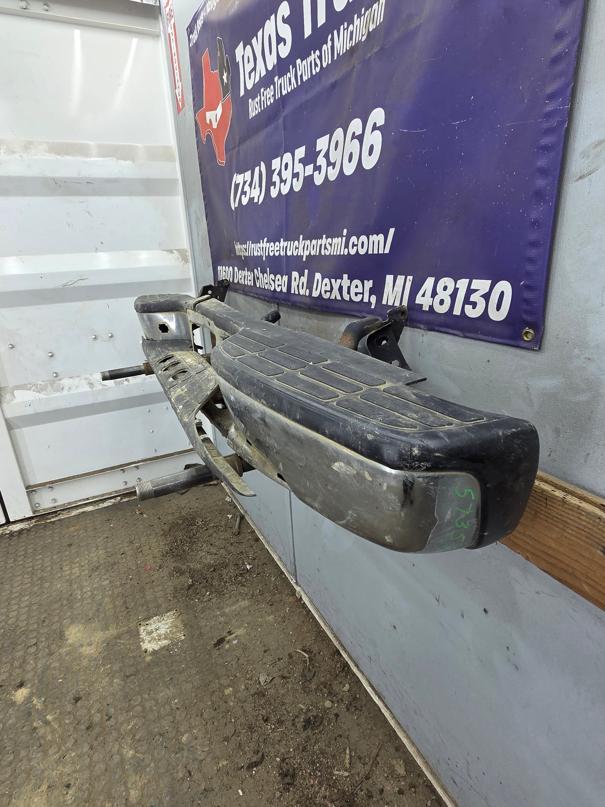 1999-2007 Chevrolet Silverado / GMC Sierra 1500 Rear Bumper