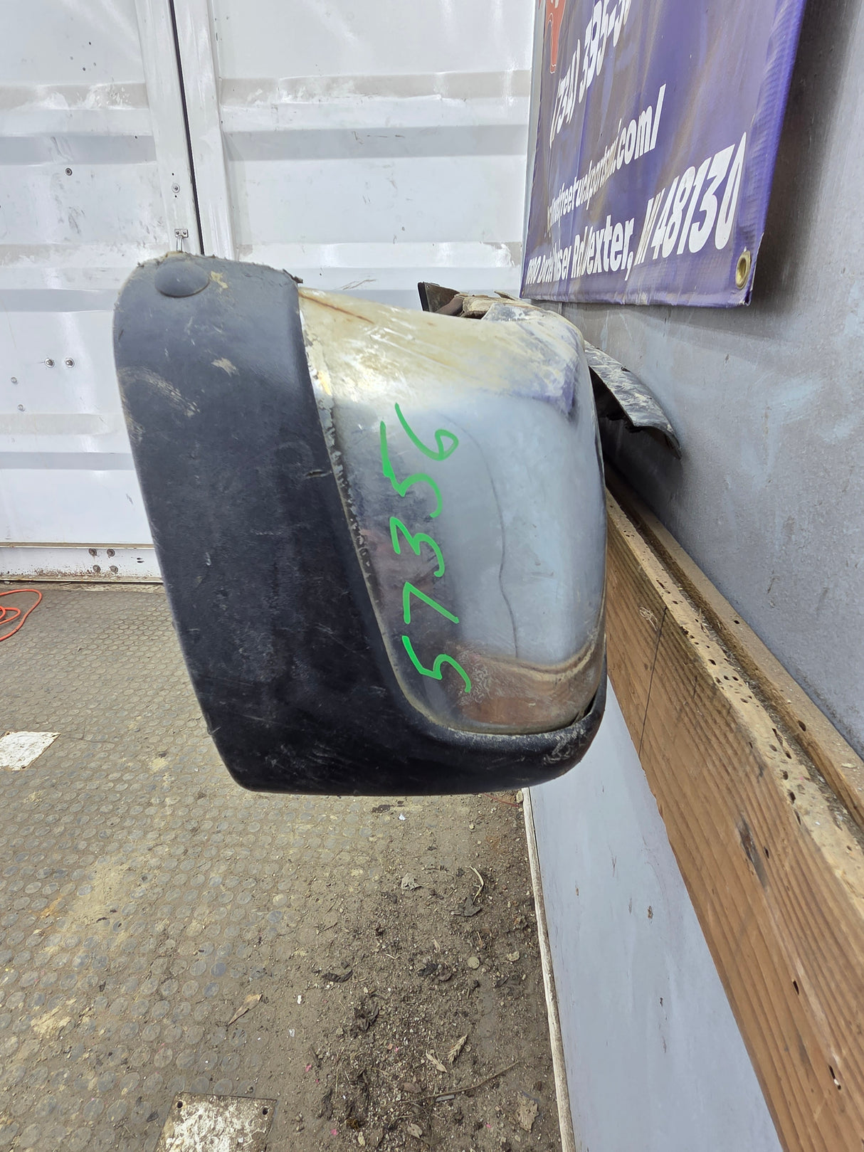 1999-2007 Chevrolet Silverado / GMC Sierra 1500 Rear Bumper