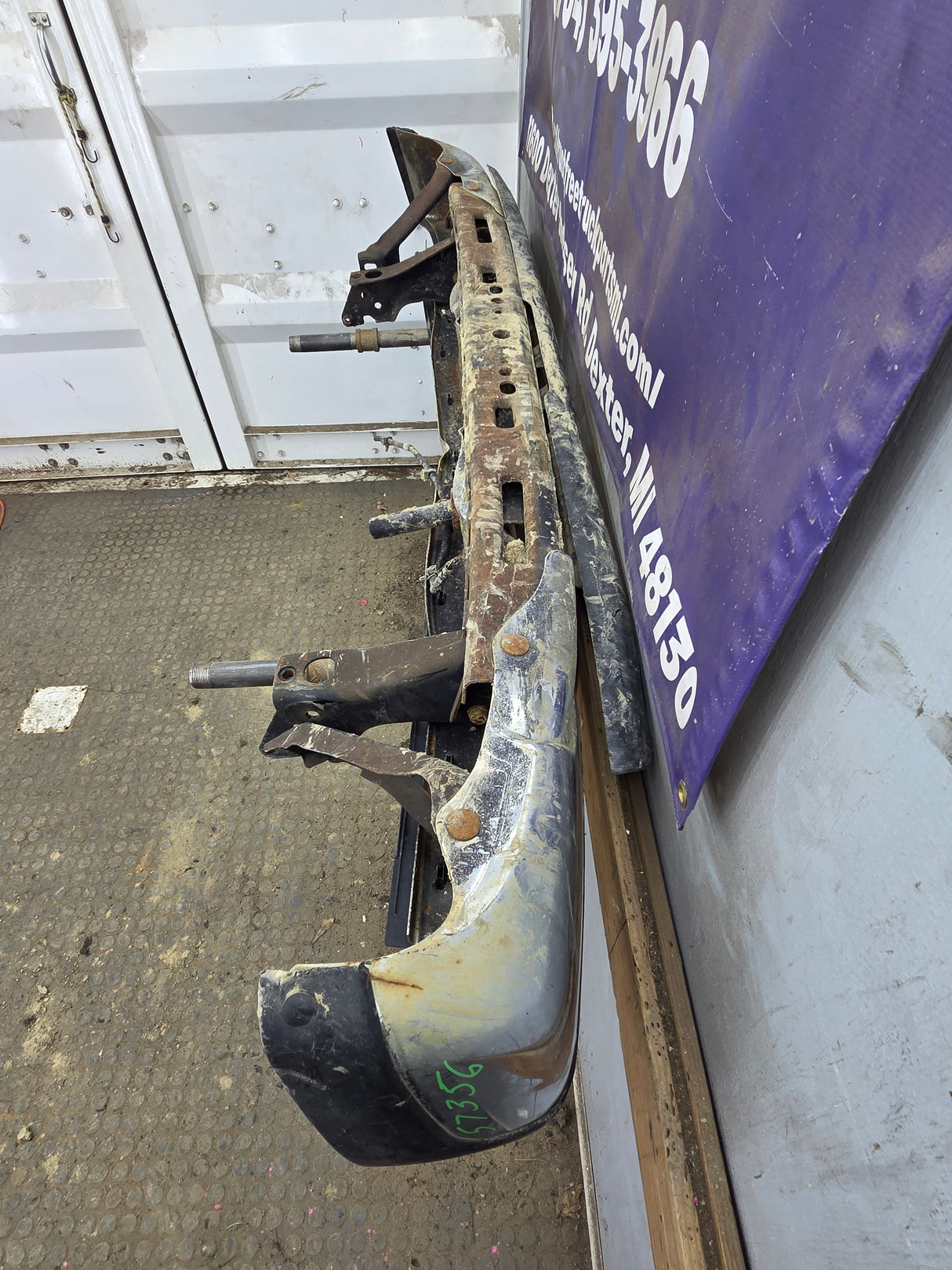 1999-2007 Chevrolet Silverado / GMC Sierra 1500 Rear Bumper