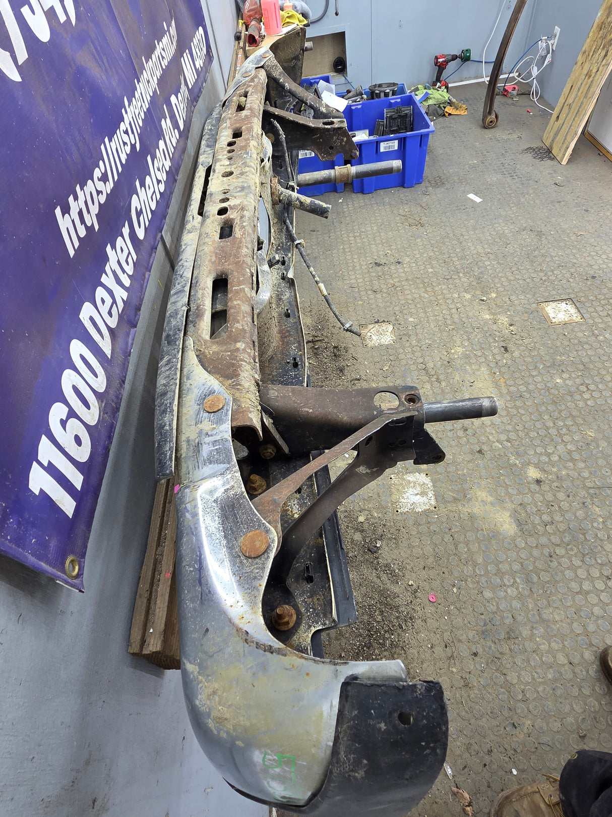 1999-2007 Chevrolet Silverado / GMC Sierra 1500 Rear Bumper