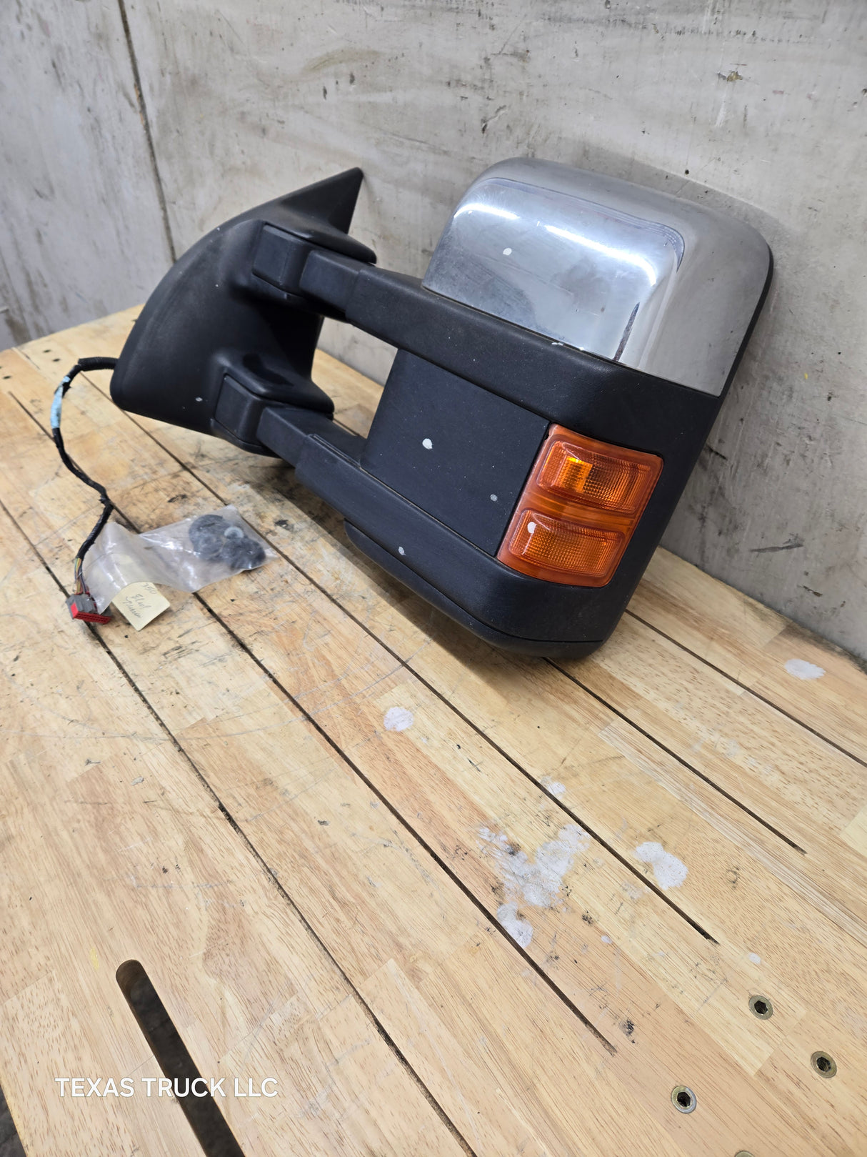 2008-2016 Ford Super Duty F250 F350 F450 F550 LH Driver Side Power Fold & Telescope Heated Towing Mirror OEM