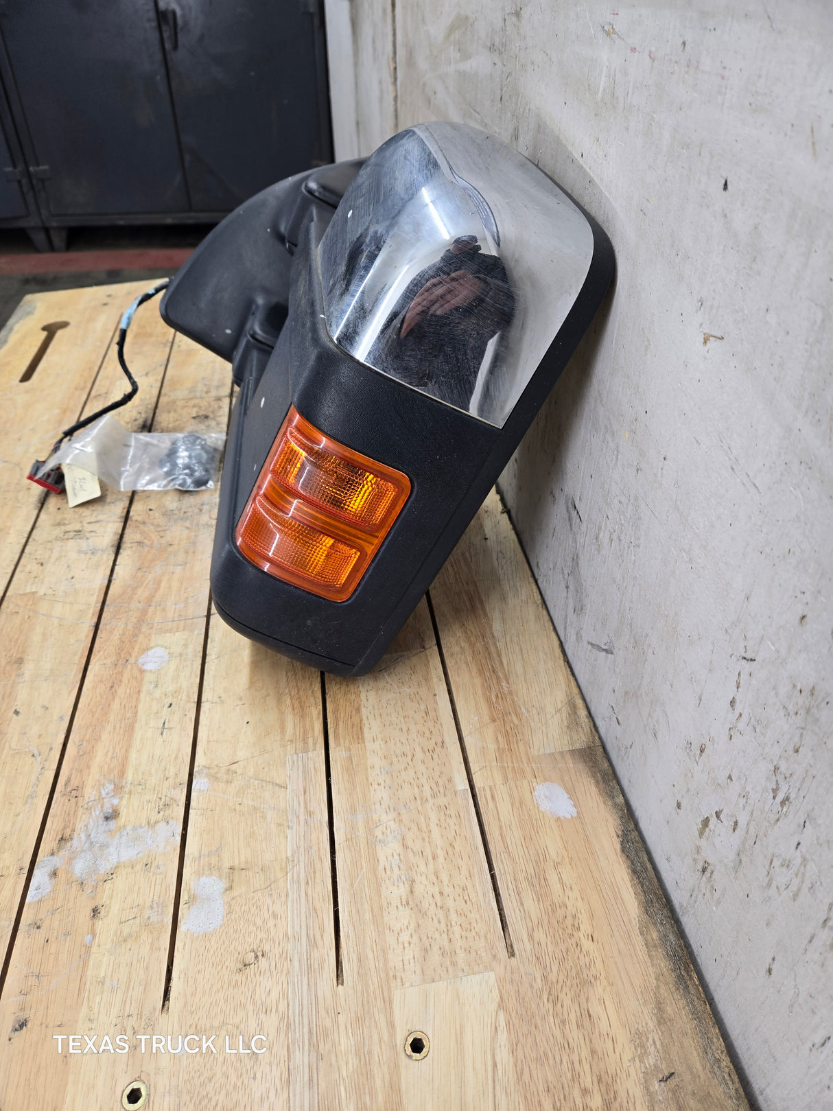 2008-2016 Ford Super Duty F250 F350 F450 F550 LH Driver Side Power Fold & Telescope Heated Towing Mirror OEM