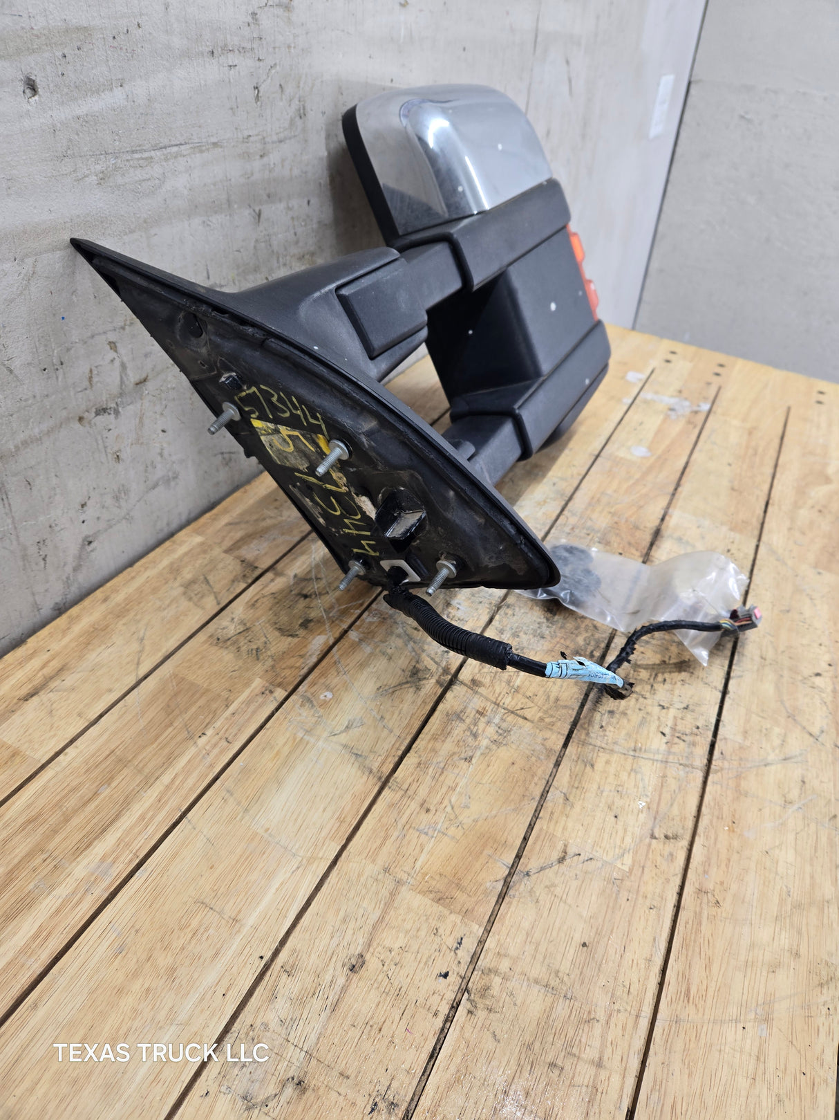 2008-2016 Ford Super Duty F250 F350 F450 F550 LH Driver Side Power Fold & Telescope Heated Towing Mirror OEM