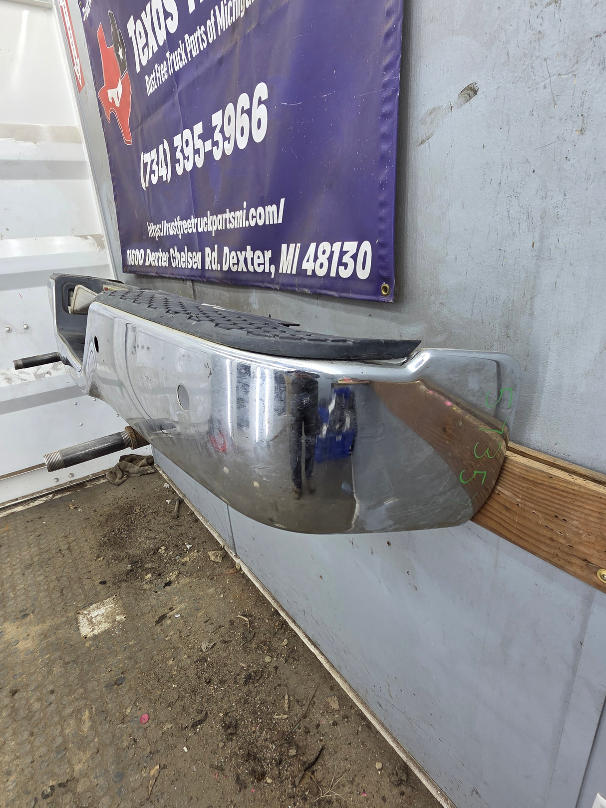 2009-2018 Dodge Ram 1500 2500 3500 4th Gen Rear Bumper with Sensors