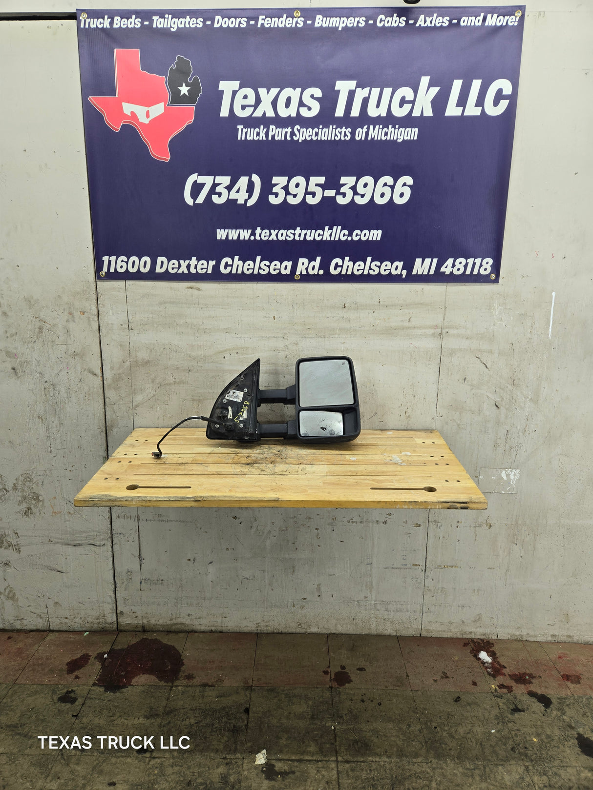 2011-2016 Ford Super Duty F250 F350 F450 F550 RH Passenger Side Power Folding & Telescoping Heated Towing Mirror OEM