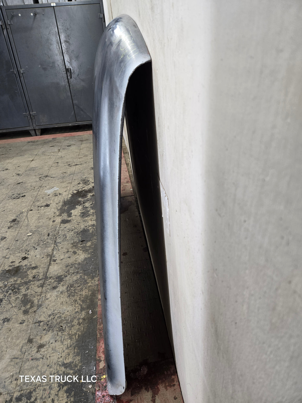 1999-2002 Chevrolet Silverado / Suburban 1500 2500 Hood