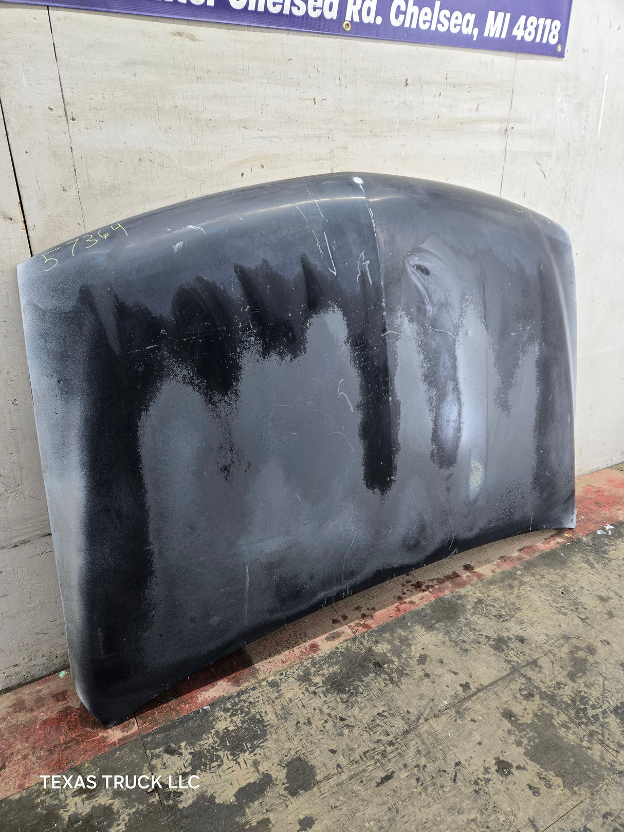 1999-2002 Chevrolet Silverado / Suburban 1500 2500 Hood