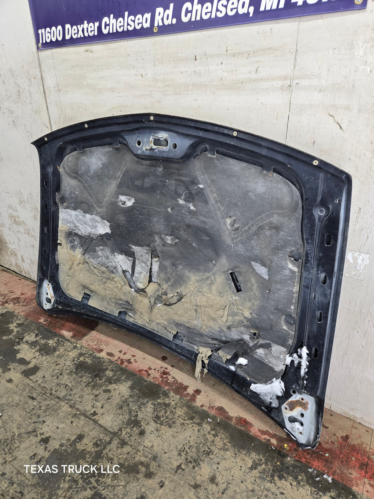 1999-2002 Chevrolet Silverado / Suburban 1500 2500 Hood