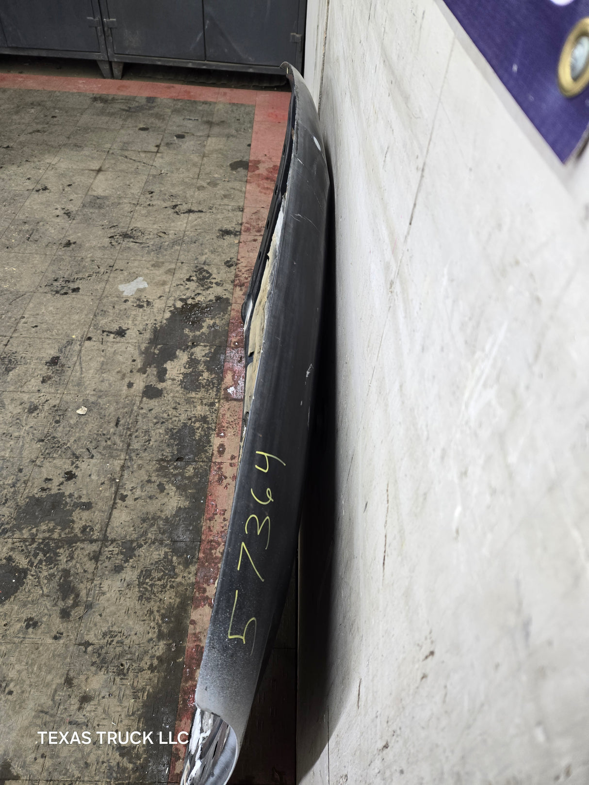 1999-2002 Chevrolet Silverado / Suburban 1500 2500 Hood