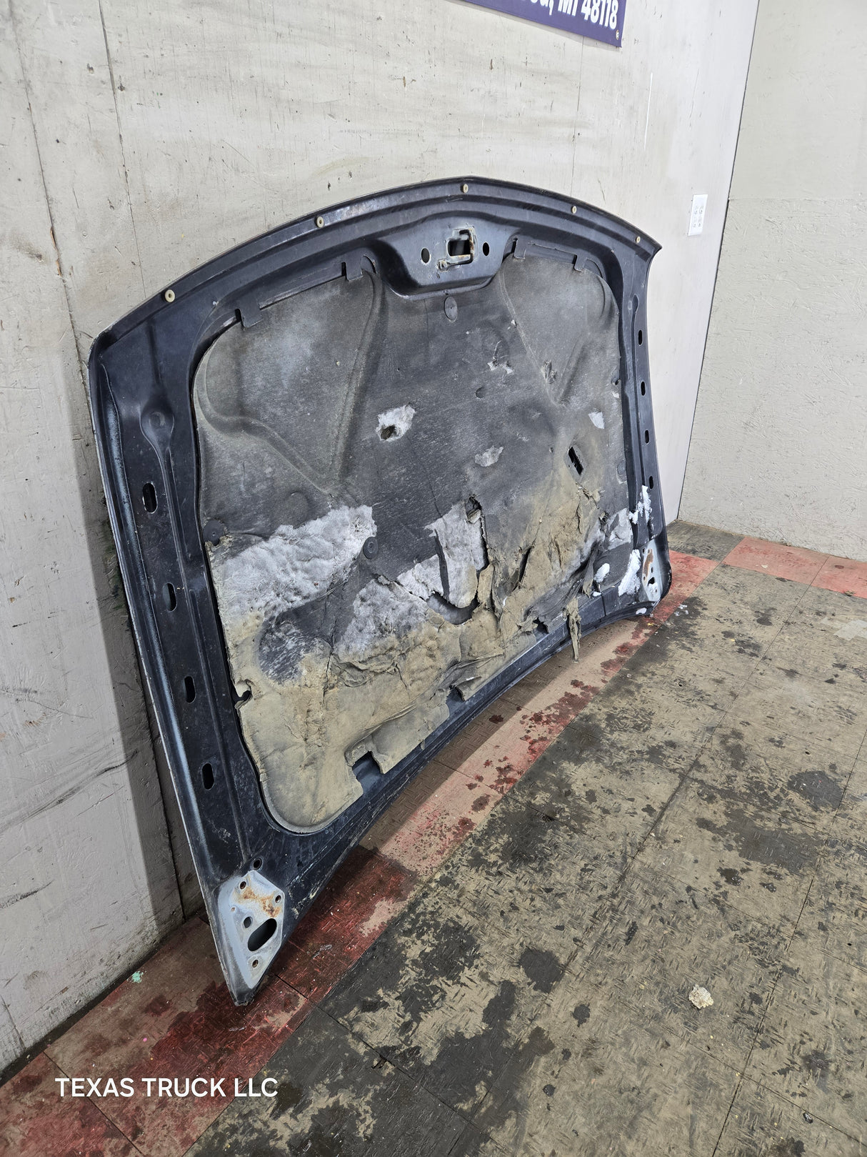 1999-2002 Chevrolet Silverado / Suburban 1500 2500 Hood