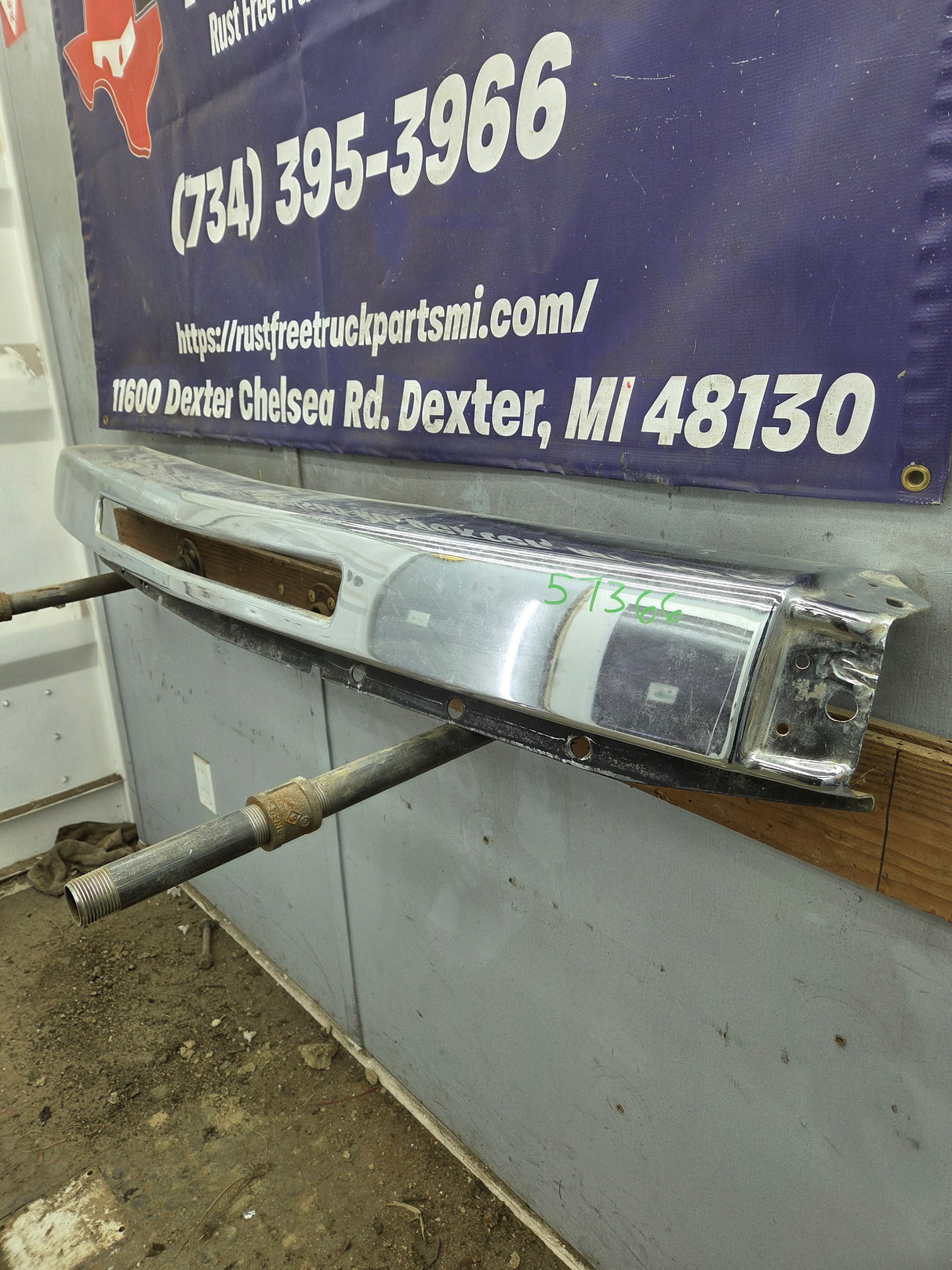 2007-2010 Chevrolet Silverado 2500 3500 HD Front Bumper Face Bar