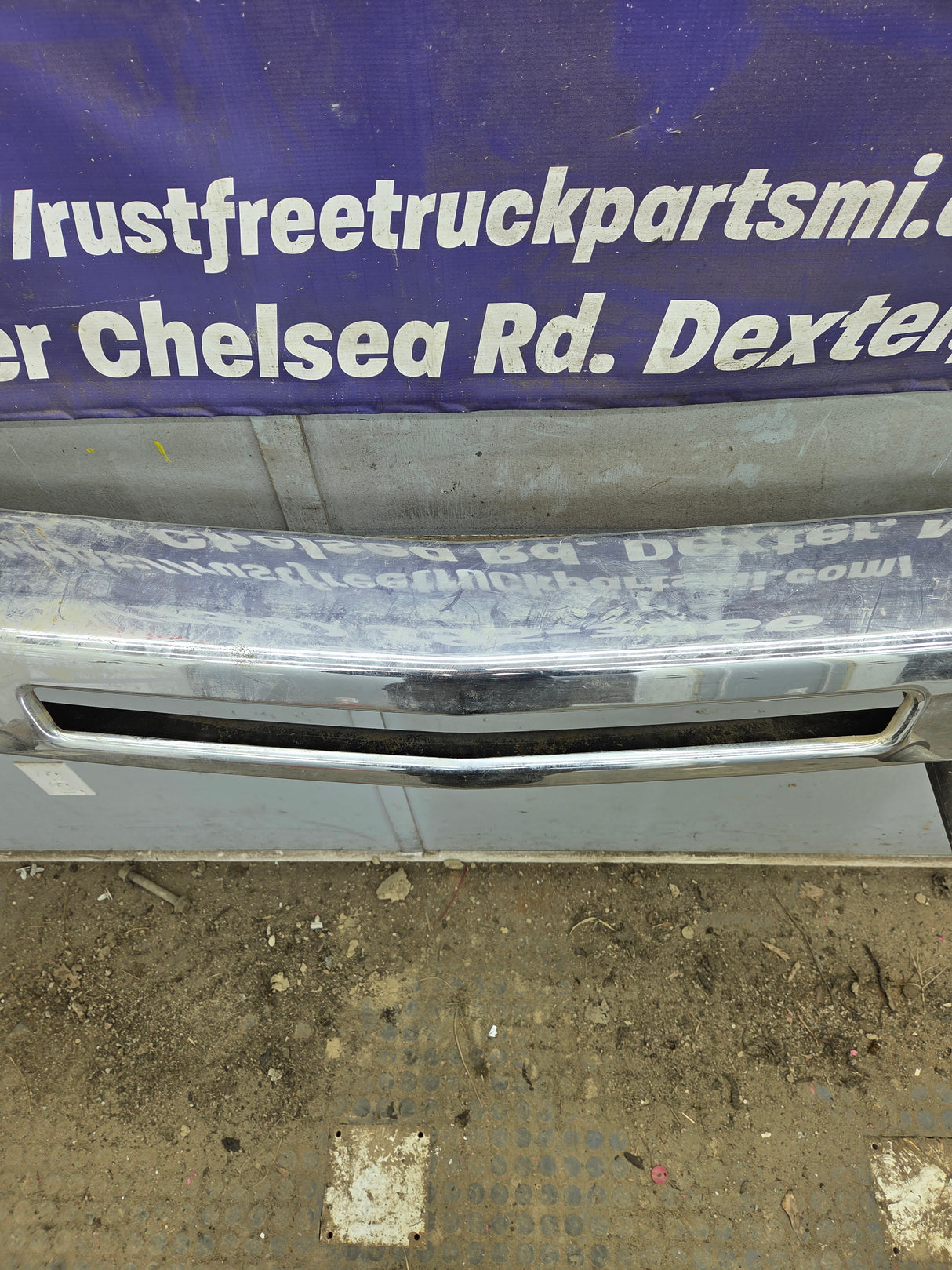 2007-2010 Chevrolet Silverado 2500 3500 HD Front Bumper Face Bar