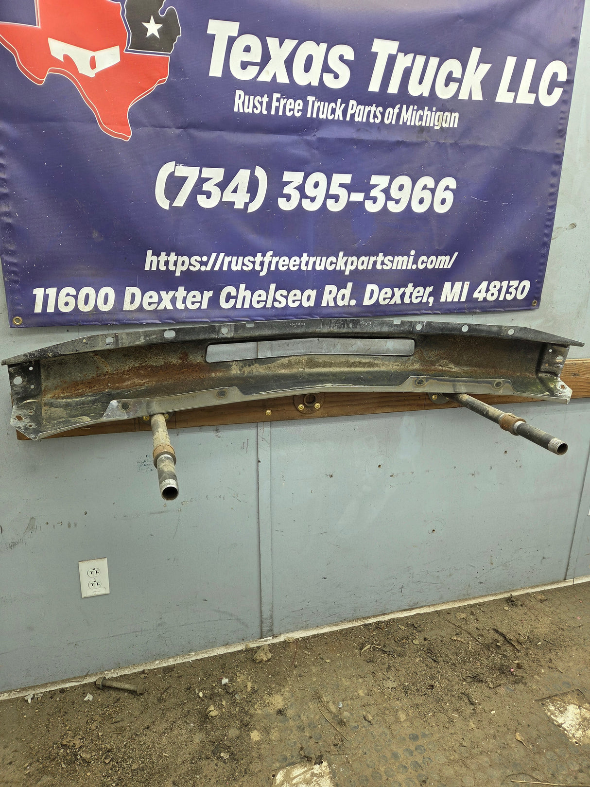 2007-2010 Chevrolet Silverado 2500 3500 HD Front Bumper Face Bar