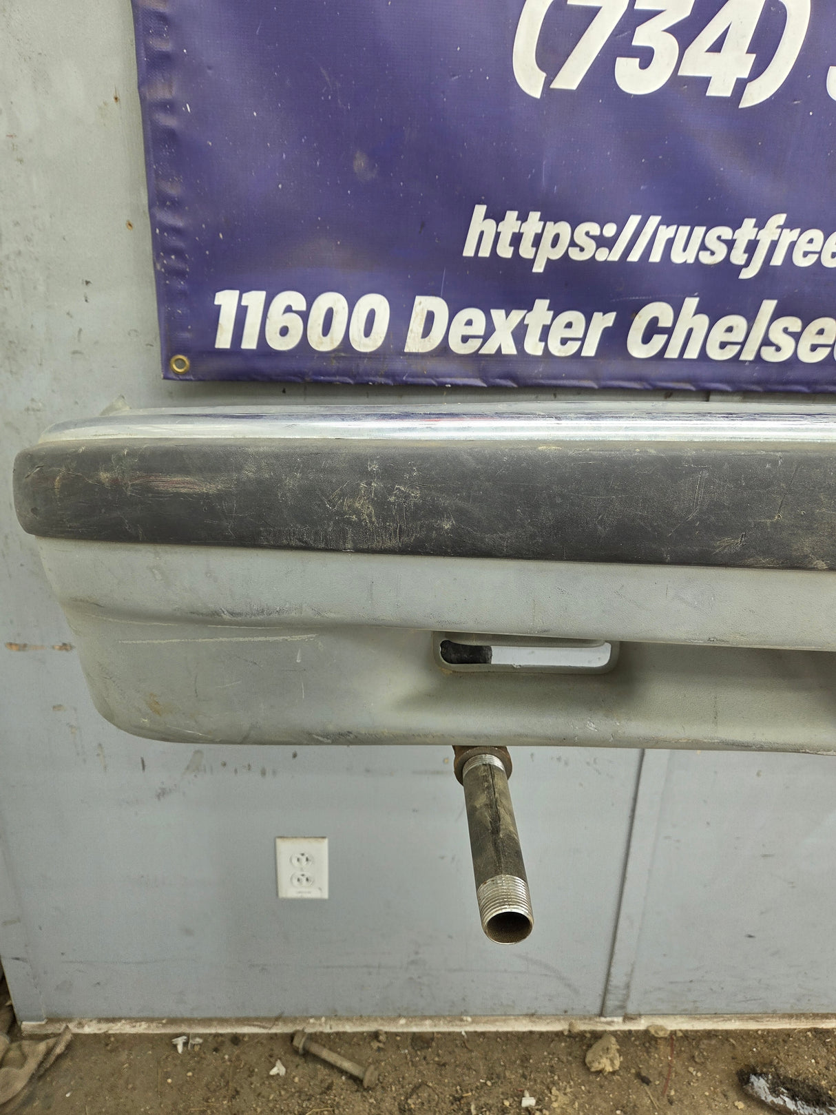 1998-2004 Chevrolet Blazer S10 Front Bumper W/Brackets Chrome