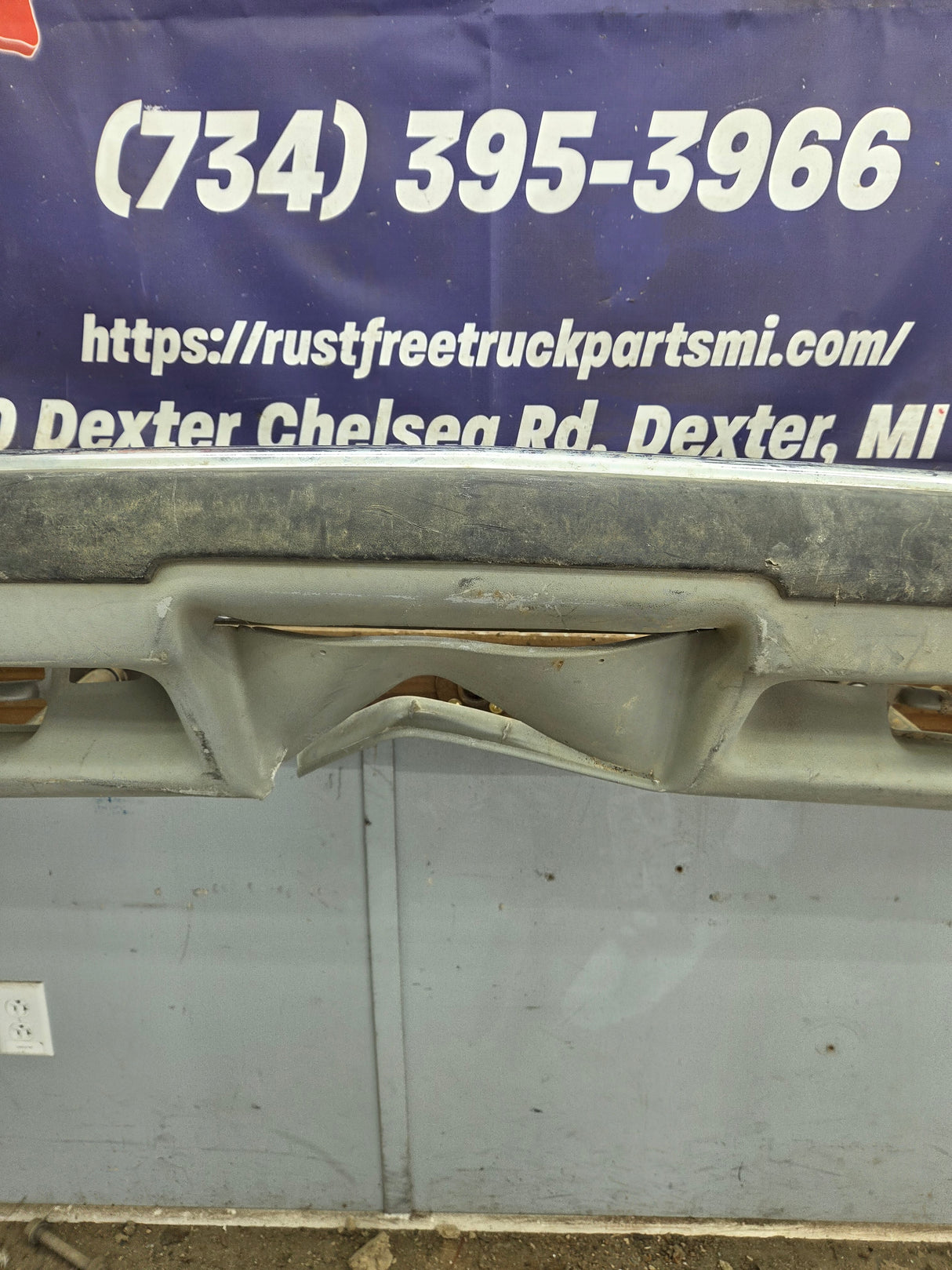 1998-2004 Chevrolet Blazer S10 Front Bumper W/Brackets Chrome