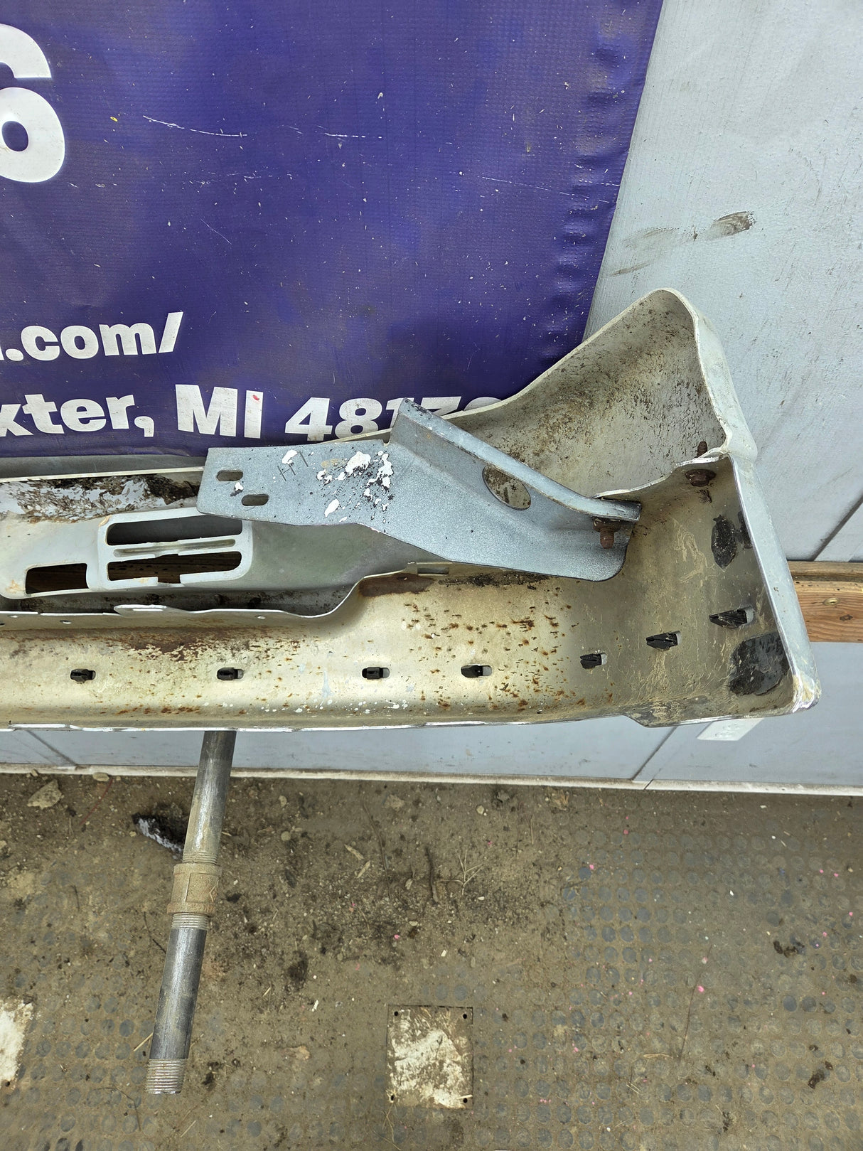 1998-2004 Chevrolet Blazer S10 Front Bumper W/Brackets Chrome