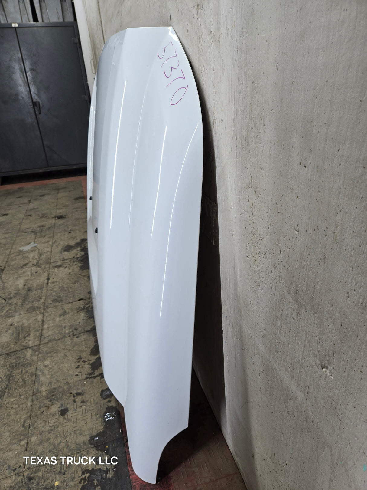 2011-2016 Ford Super Duty Hood F250 F350 F450 F550 - White