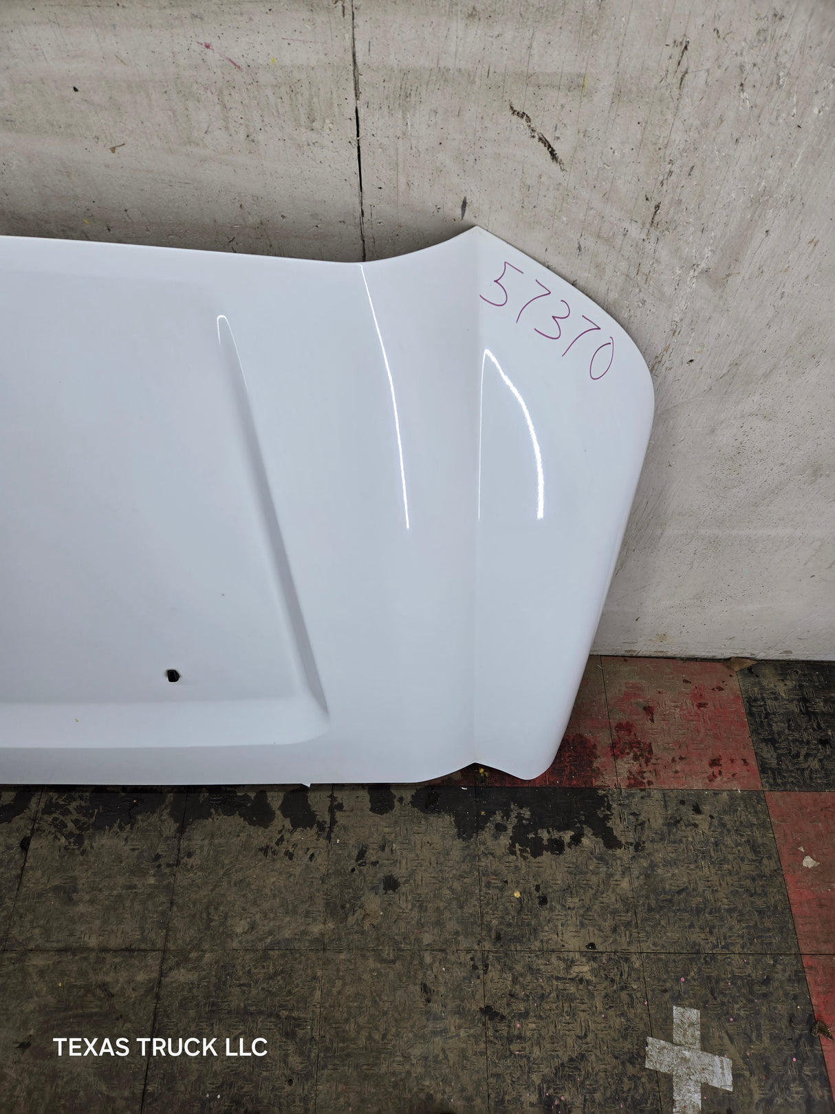 2011-2016 Ford Super Duty Hood F250 F350 F450 F550 - White