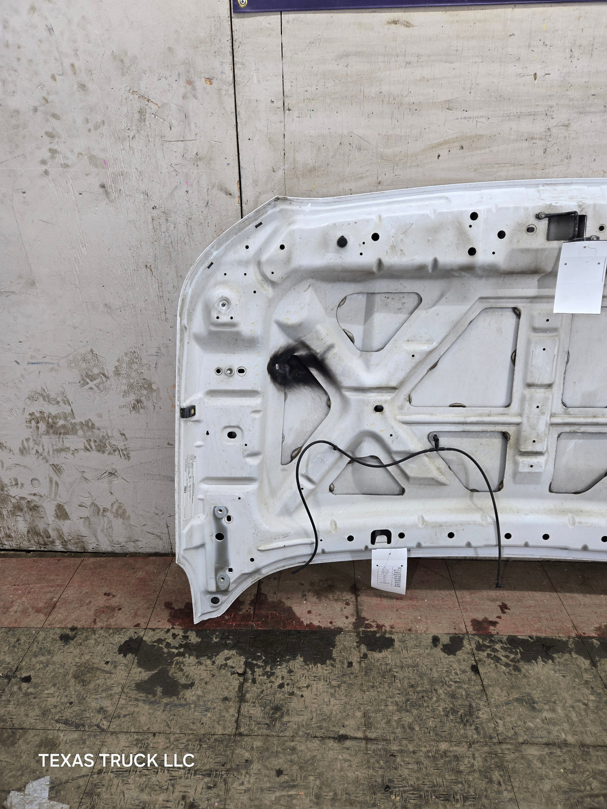 2011-2016 Ford Super Duty Hood F250 F350 F450 F550 - White