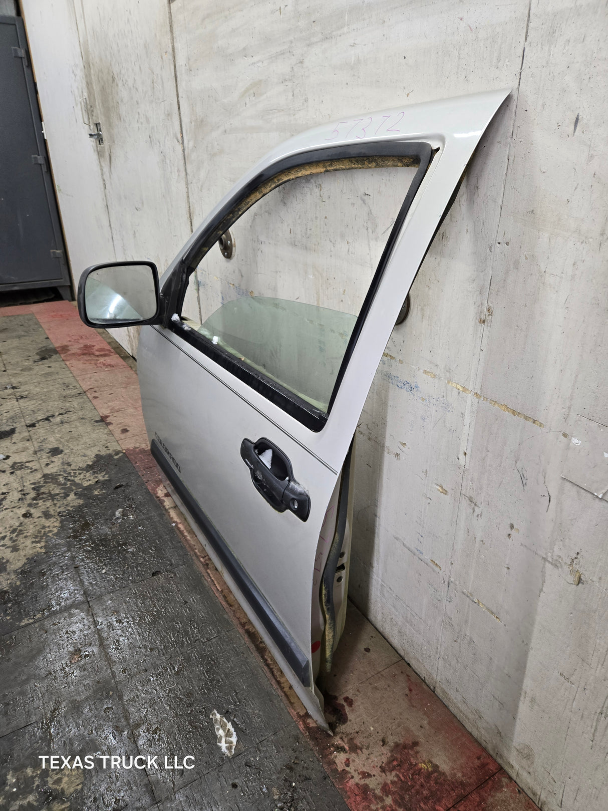 2004-2012 Chevrolet Colorado / GMC Canyon Driver Side Crew Cab Door LH