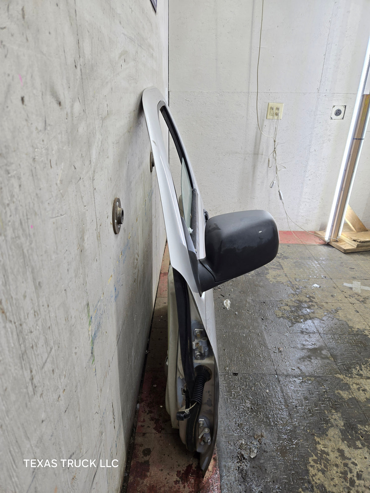 2004-2012 Chevrolet Colorado / GMC Canyon Driver Side Crew Cab Door LH