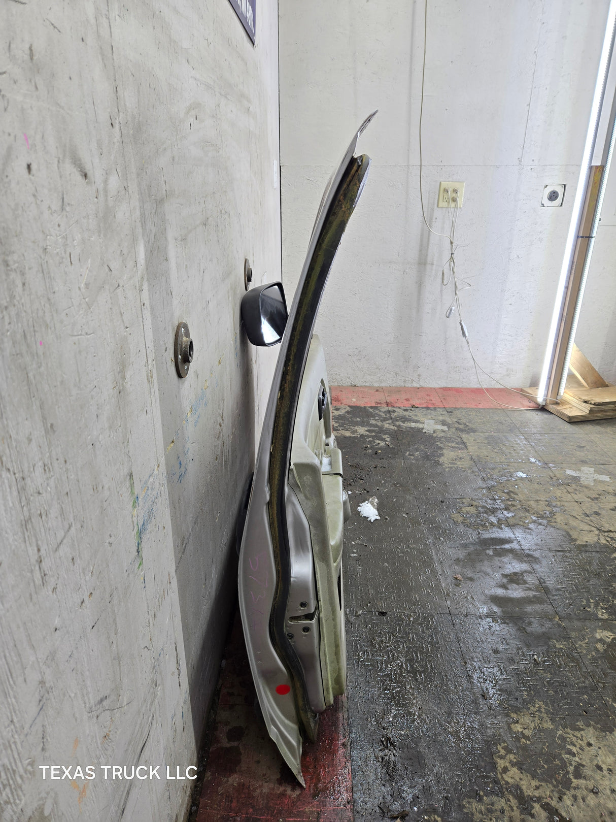 2004-2012 Chevrolet Colorado / GMC Canyon Driver Side Crew Cab Door LH