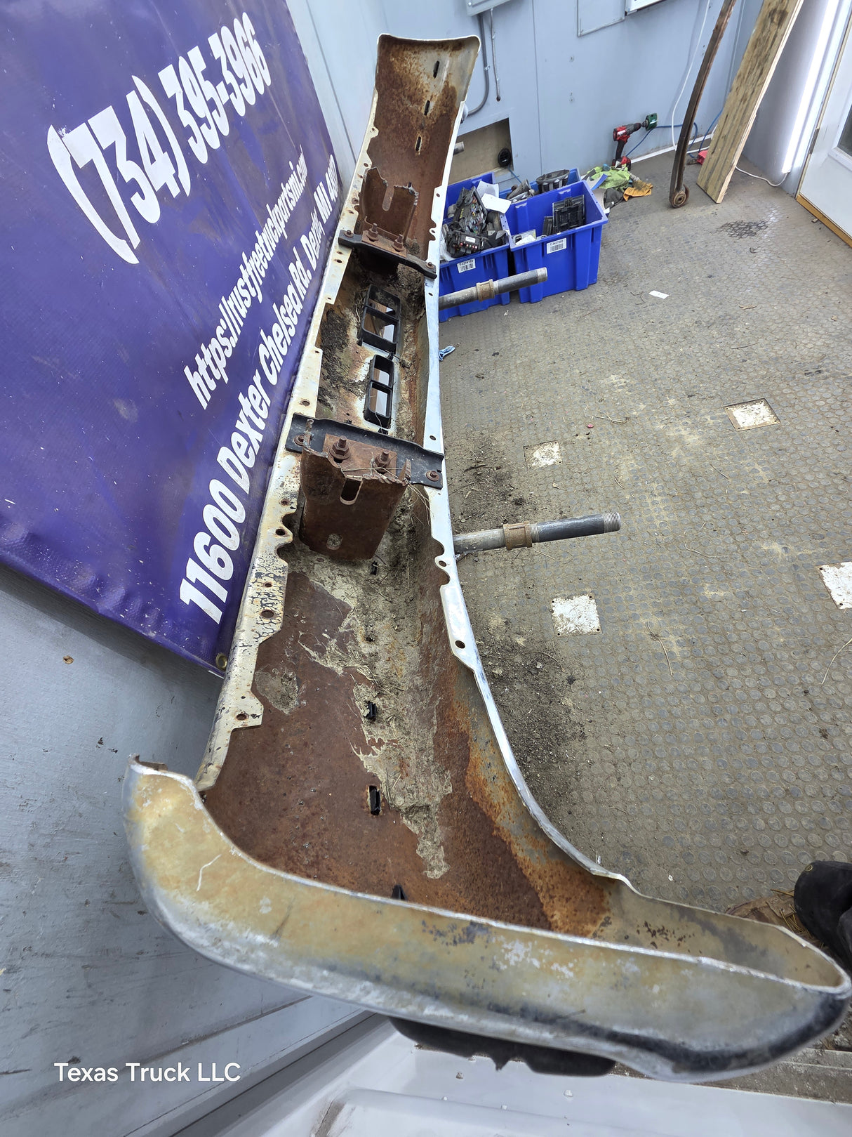 1992-1997 Ford F Series F250 F350 F450 F550 Front Bumper