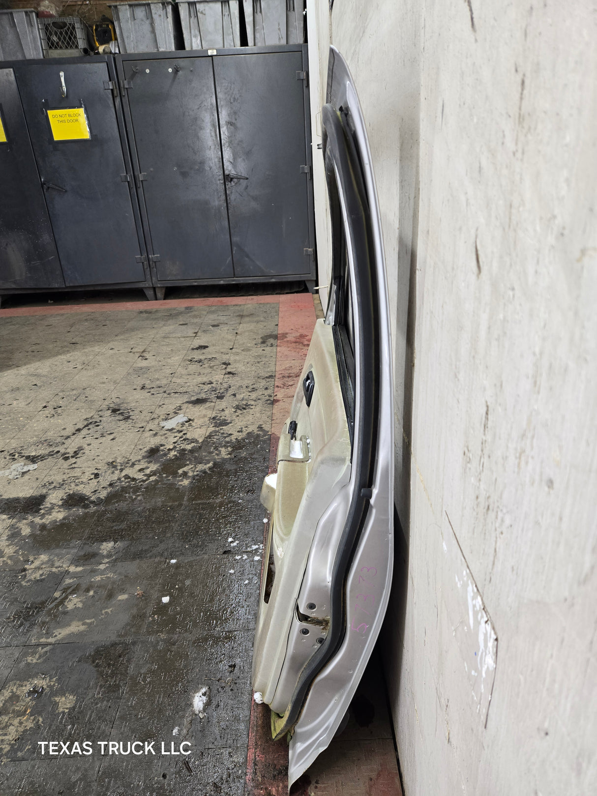 2004-2012 Chevrolet Colorado / GMC Canyon Passenger Side Crew Cab Door RH