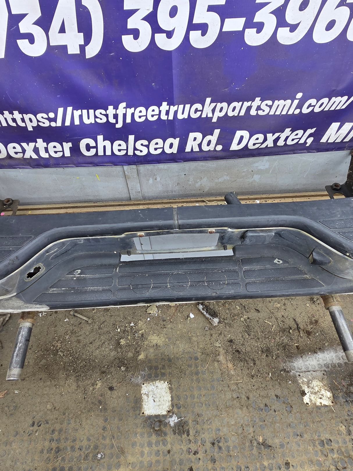 1999-2007 Chevrolet Silverado / GMC Sierra 1500 Rear Bumper