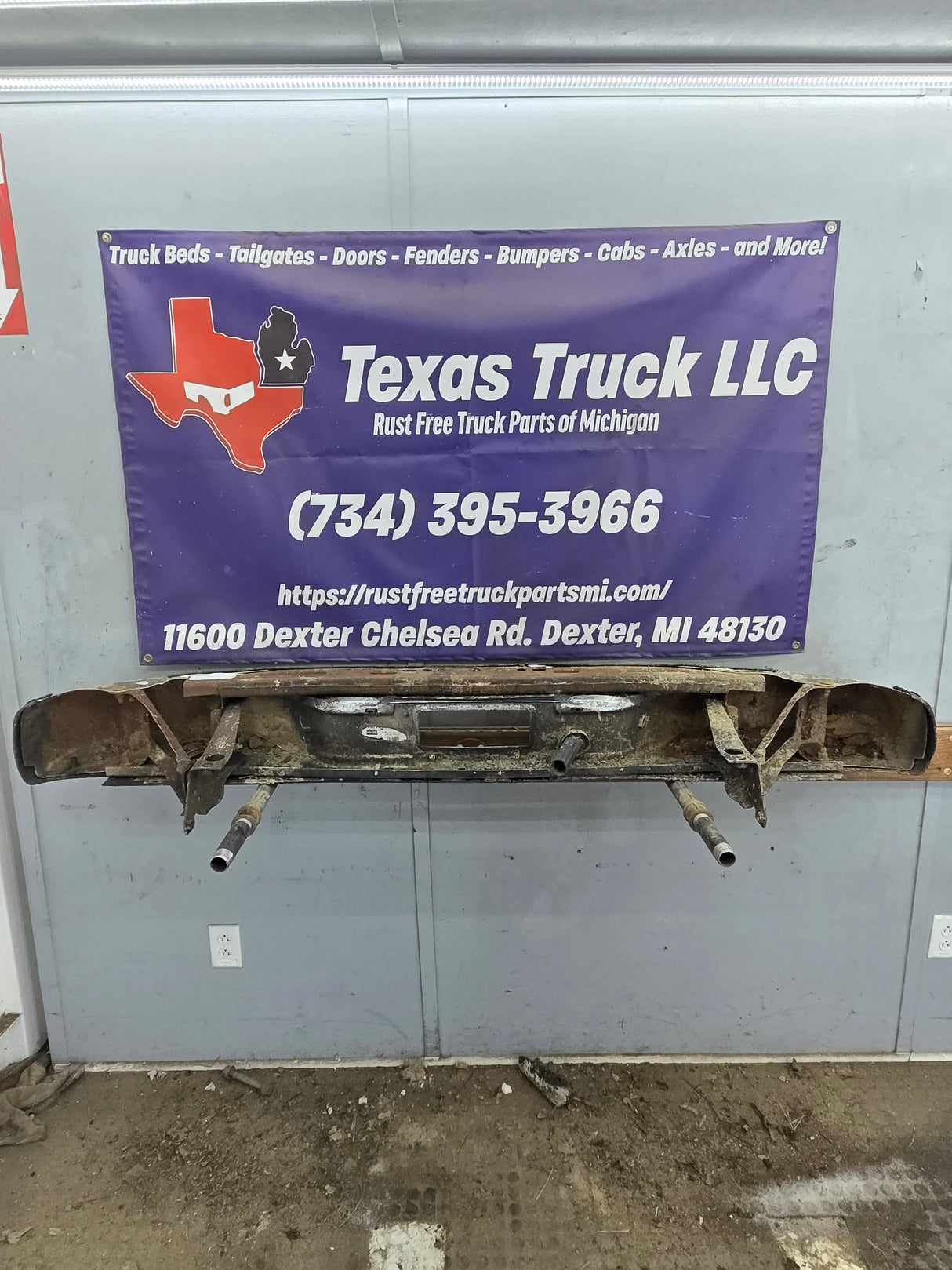1999-2007 Chevrolet Silverado / GMC Sierra 1500 Rear Bumper