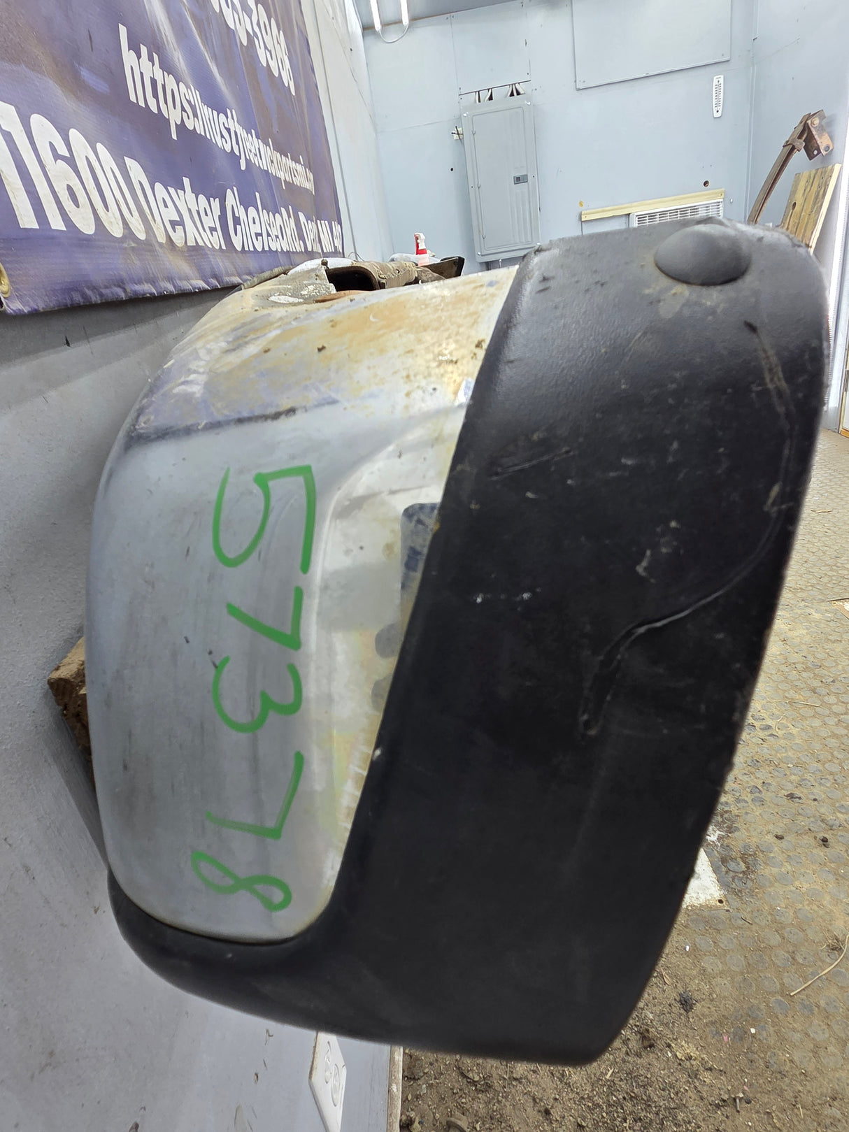 1999-2007 Chevrolet Silverado / GMC Sierra 1500 Rear Bumper