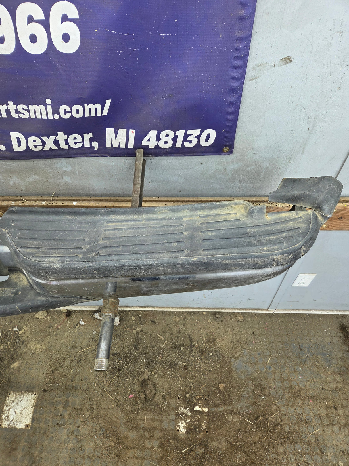 1999-2007 Ford Super Duty F250 F350 F450 F550 Rear Bumper