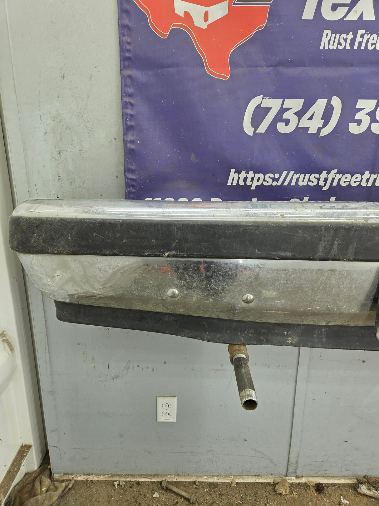 1987-1991 Ford F-150 F-250 F-350 F-450 F-550 Front Bumper Chrome