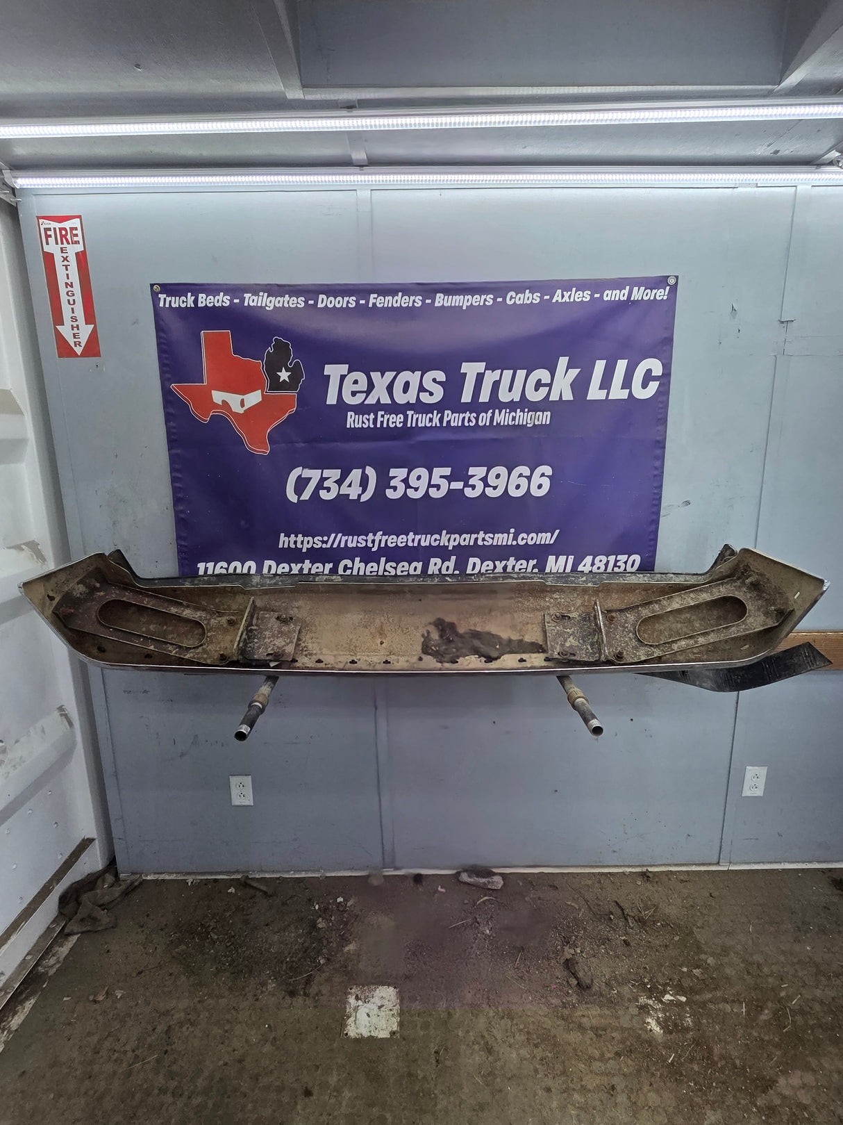 1987-1991 Ford F-150 F-250 F-350 F-450 F-550 Front Bumper Chrome