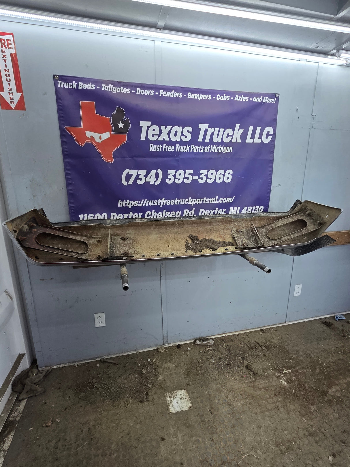 1987-1991 Ford F-150 F-250 F-350 F-450 F-550 Front Bumper Chrome