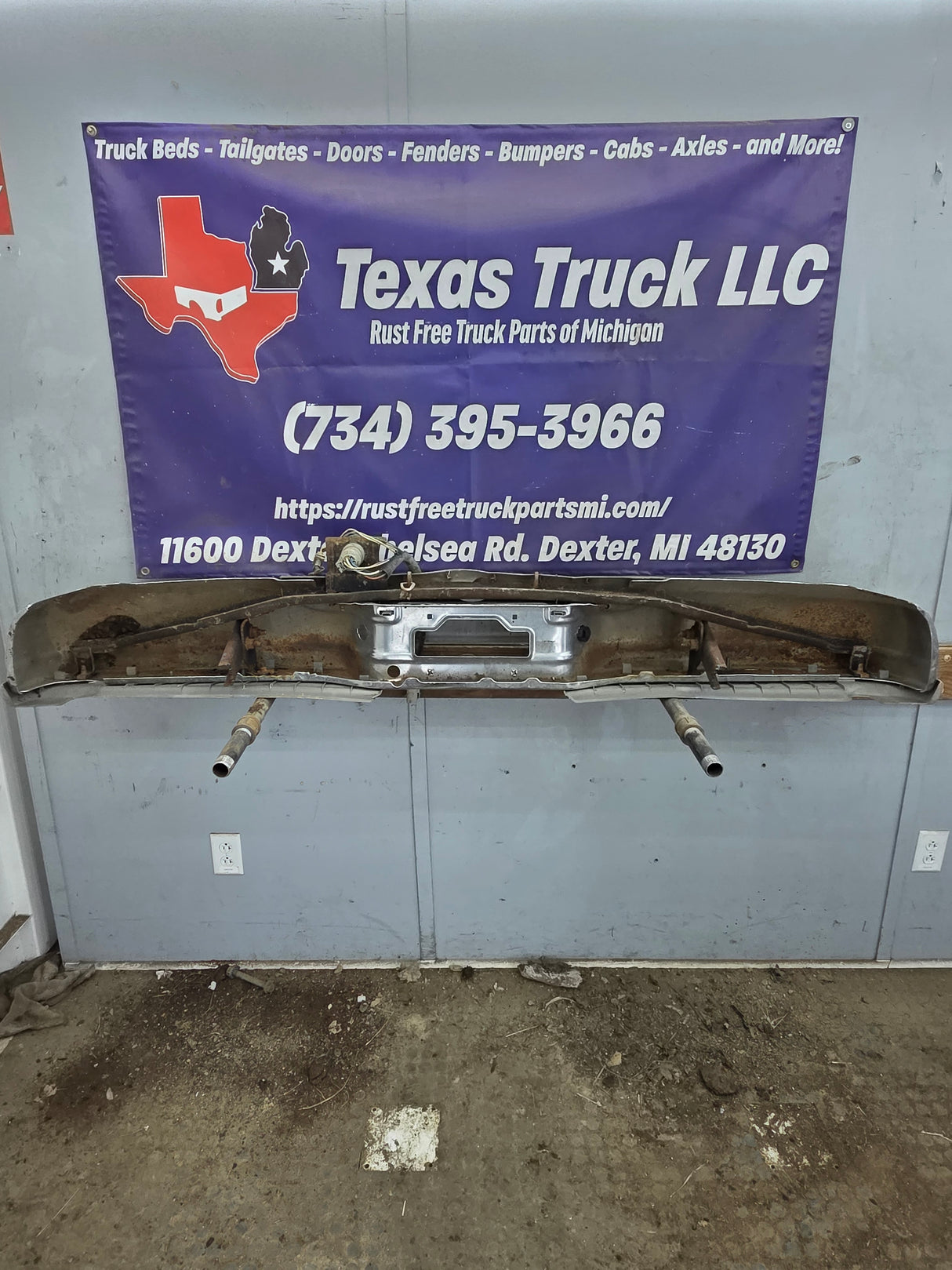 1999-2007 Ford Super Duty F250 F350 F450 F550 Rear Bumper