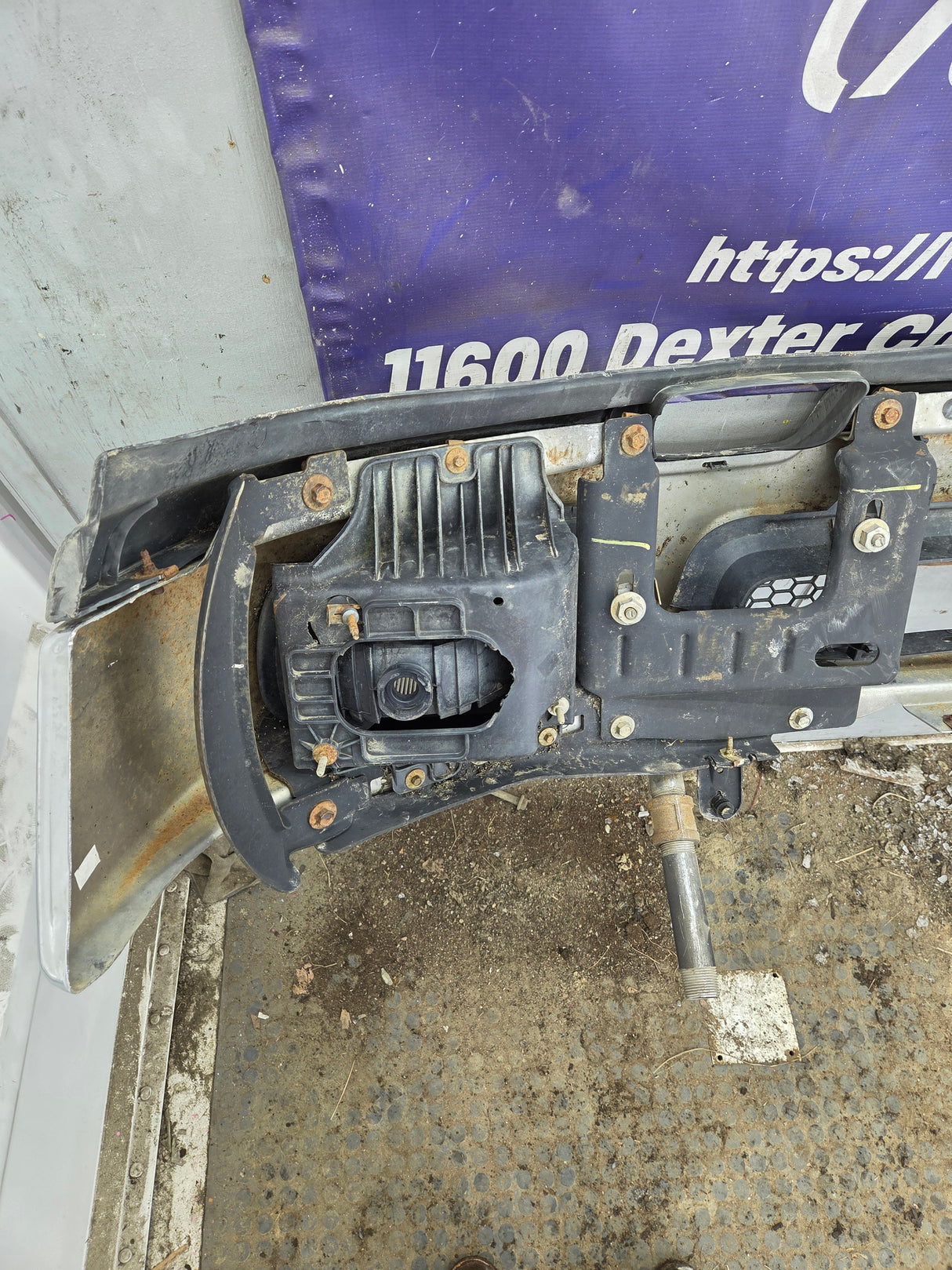 2004-2005 Ford F150 Front Bumper - Chrome