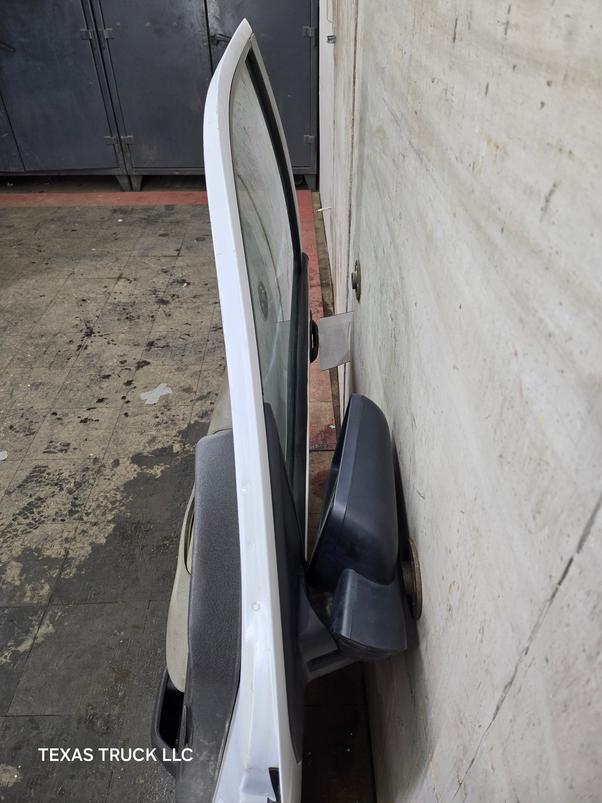 2009-2014 Ford F150 LH Driver Side Front Door