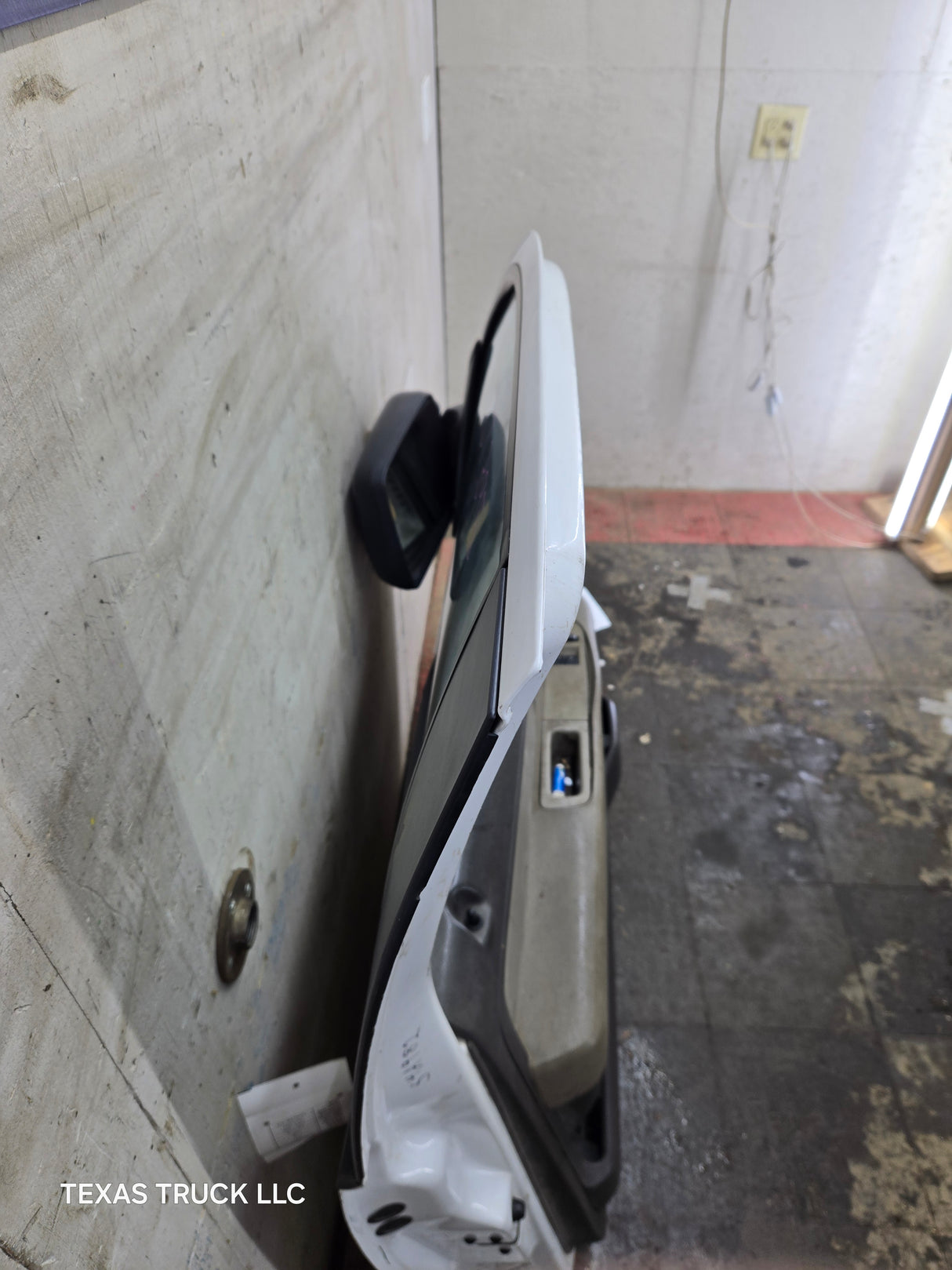 2009-2014 Ford F150 LH Driver Side Front Door