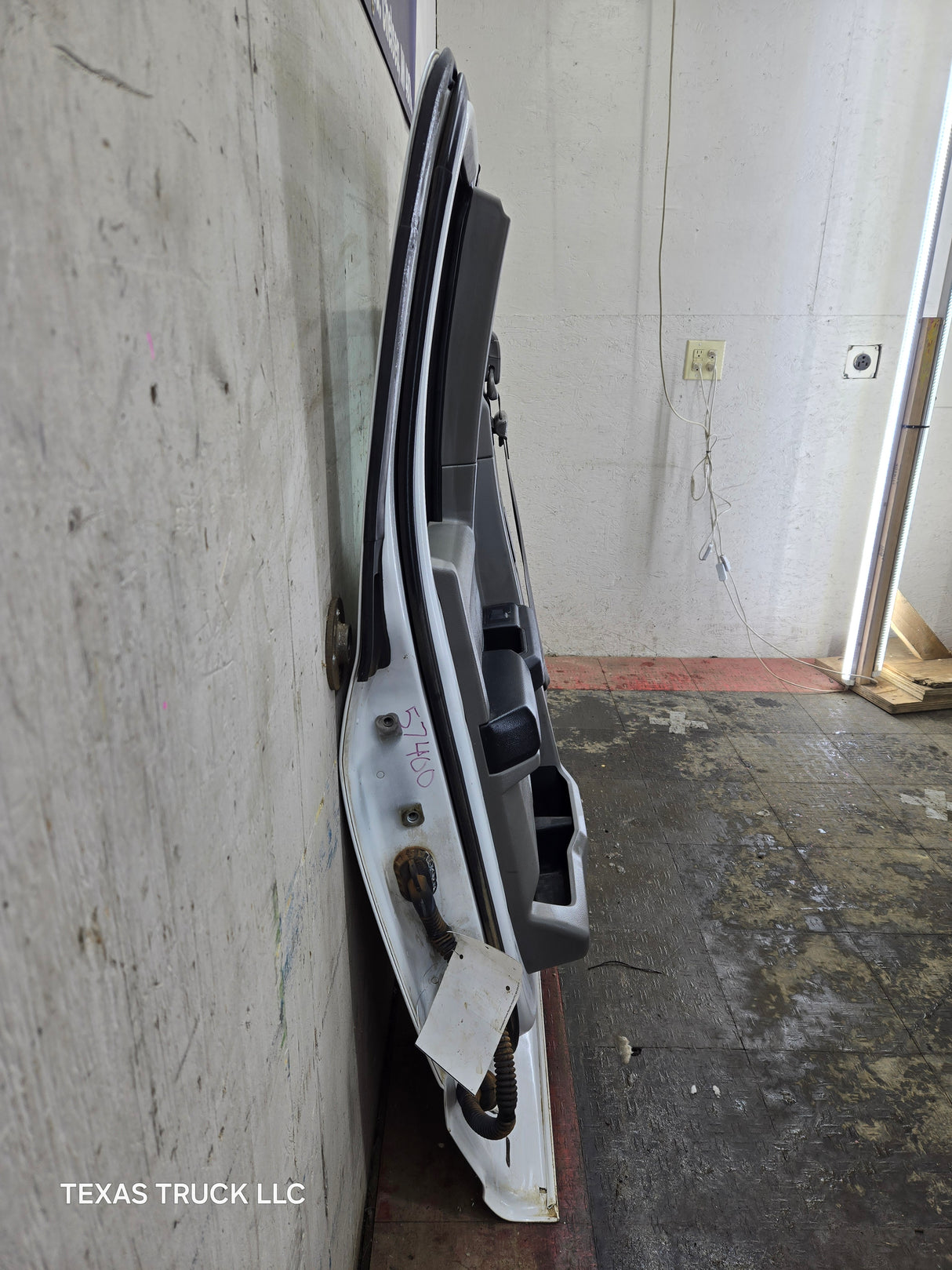 2015-2022 Ford F150 / Super Duty Extended Cab Driver Rear Door LH F250 F350 F450 F550