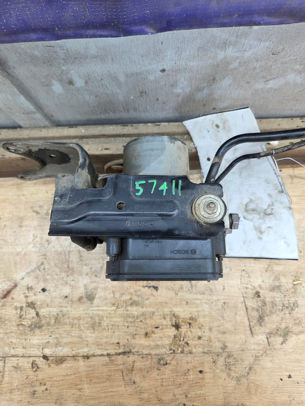 2015-2016 Ford F150 ABS Pump Module Control Assembly