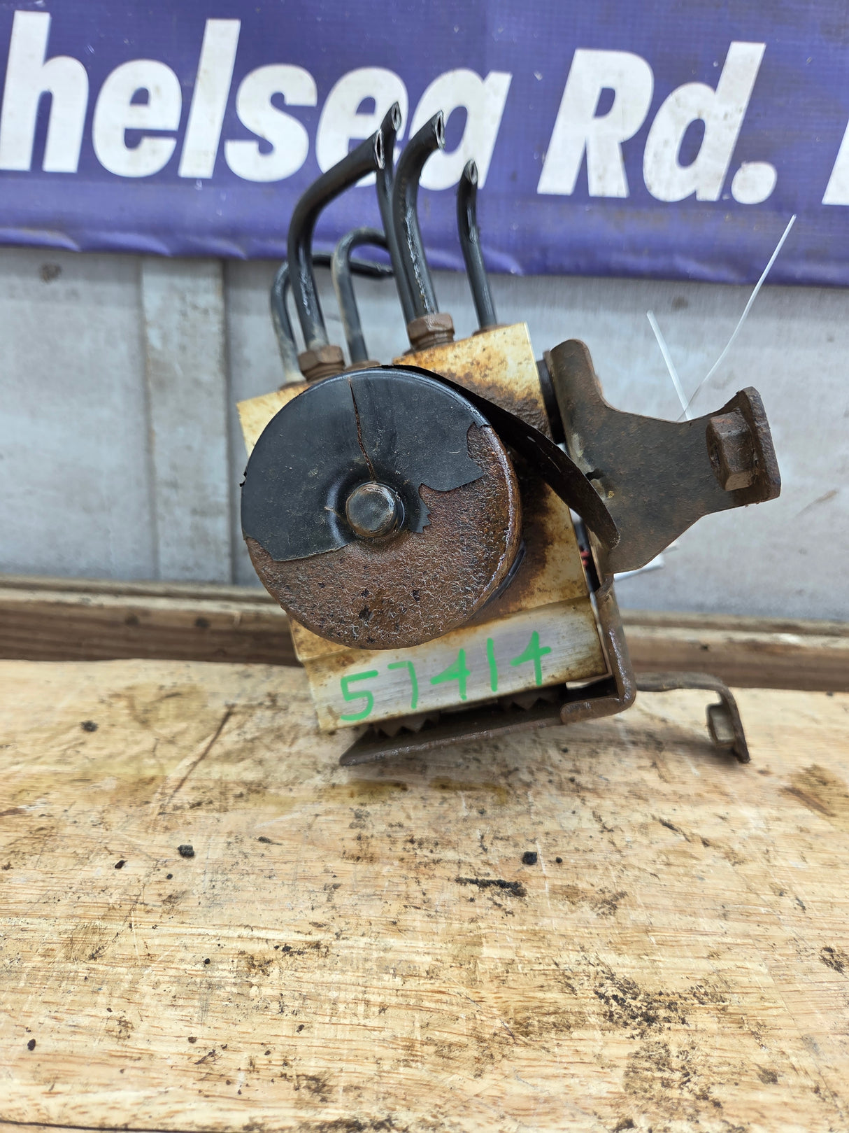 2012-2014 Chevrolet Silverado GMC 2500 3500 ABS Pump Module 4 Wheel ABS 22761034