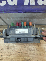 1999-2002 Chevrolet Silverado / GMC Sierra 1500 250 3500 Engine Bay Fuse Box