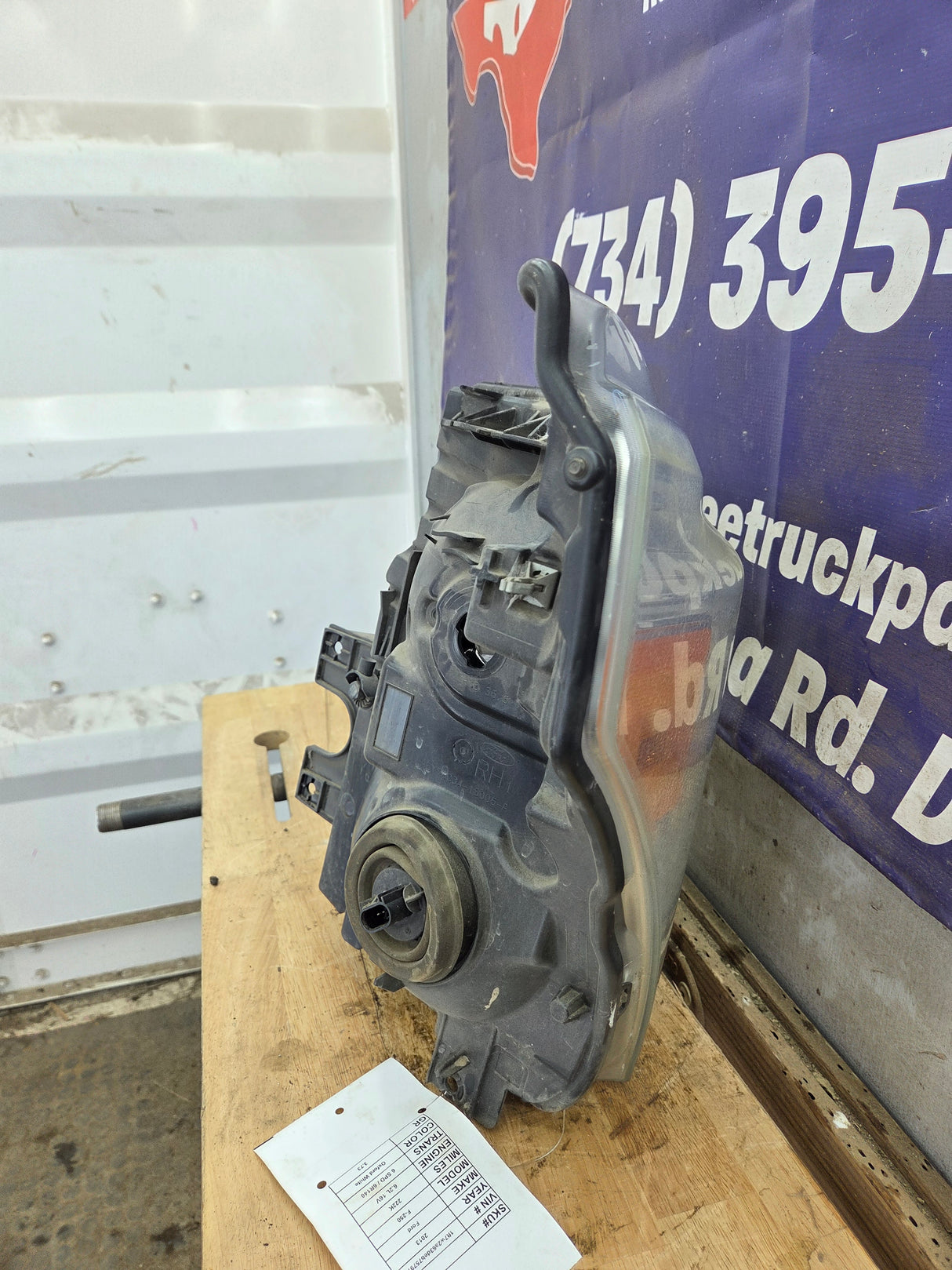 2011-2016 Ford Super Duty F250 F350 F450 F550 RH Passenger Side Headlight 6.7L Power Stroke 6.2L BC34-13005-A