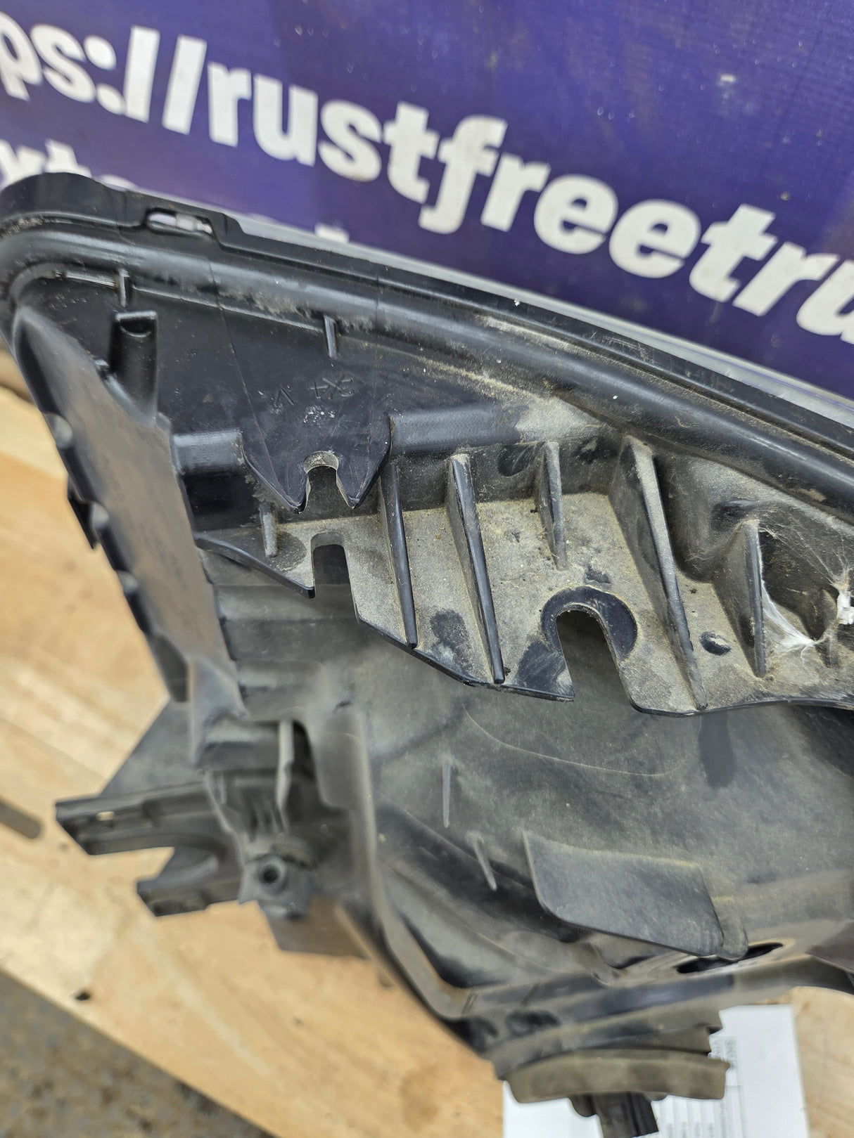 2011-2016 Ford Super Duty F250 F350 F450 F550 RH Passenger Side Headlight 6.7L Power Stroke 6.2L BC34-13005-A